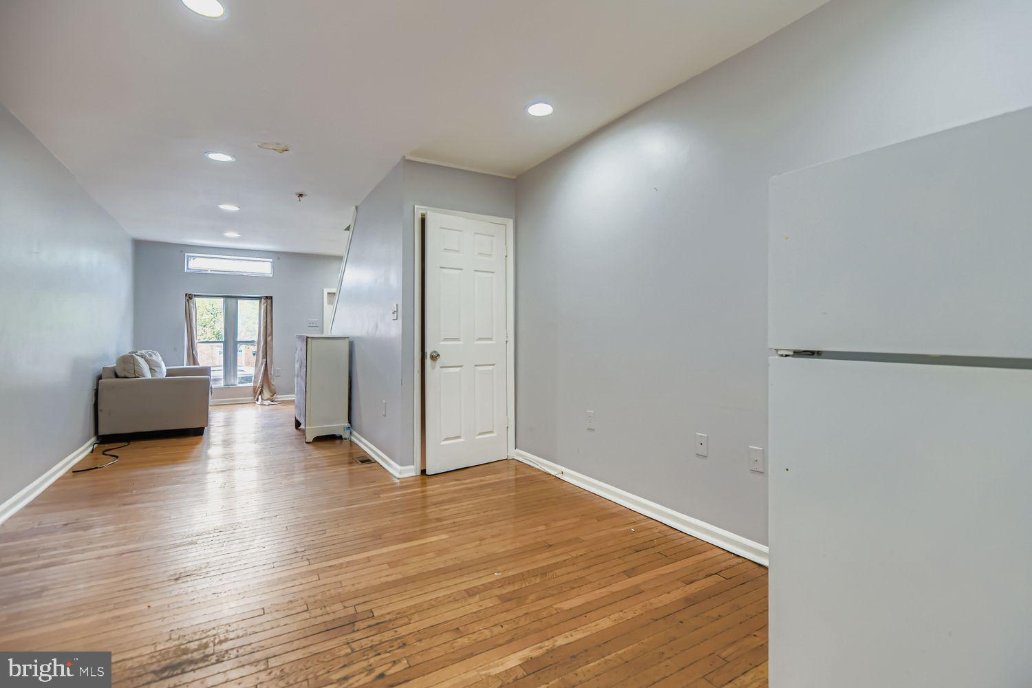 HIGHLANDTOWN - Residential