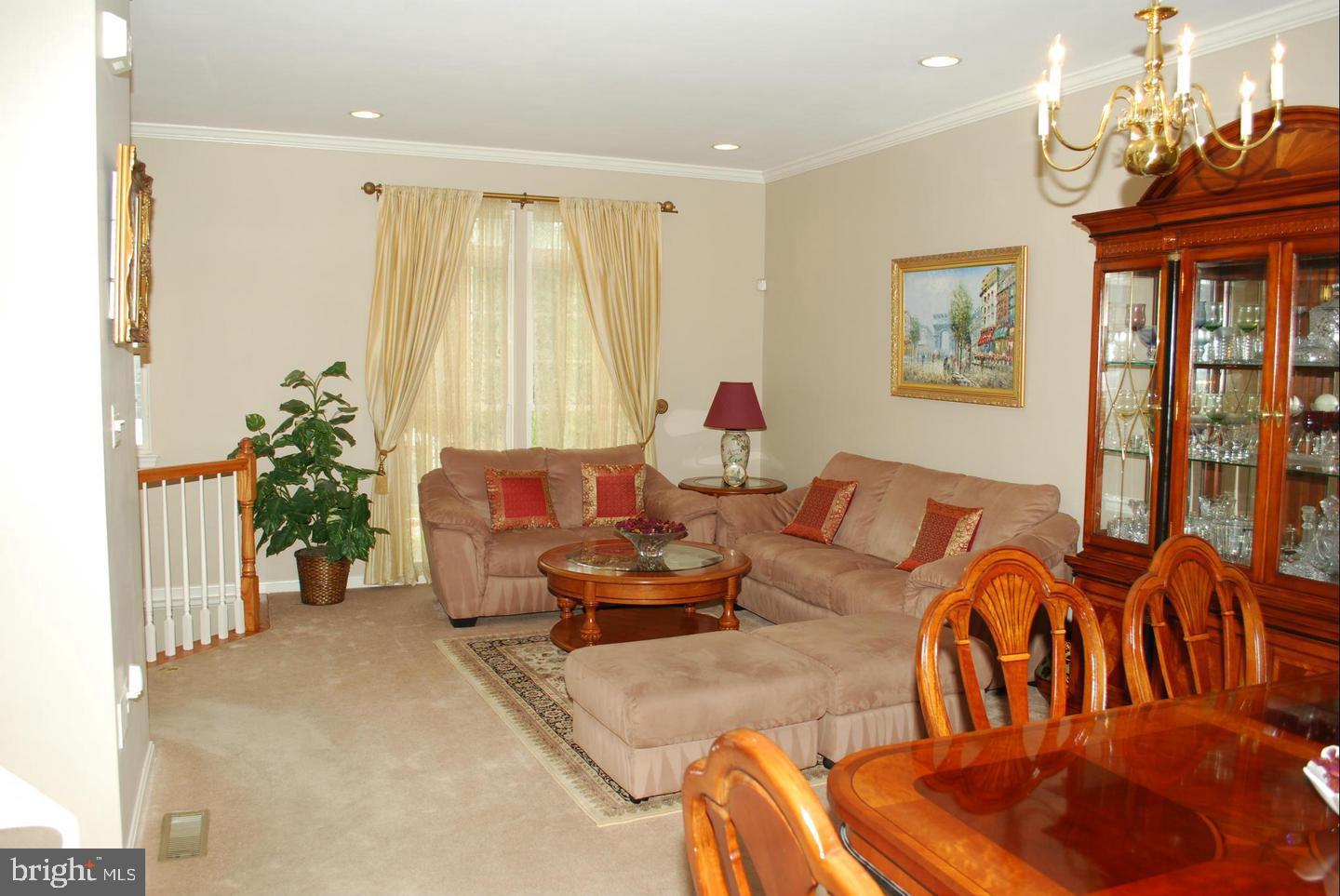 FAIRFAX CENTER LANDBAY - Residential Lease