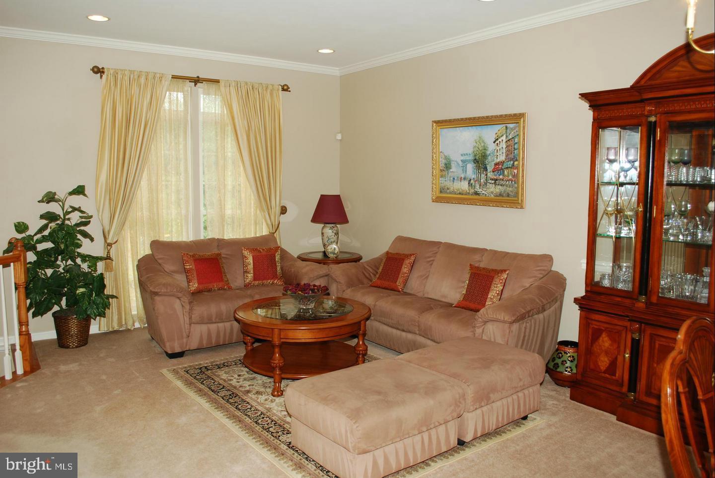 FAIRFAX CENTER LANDBAY - Residential Lease