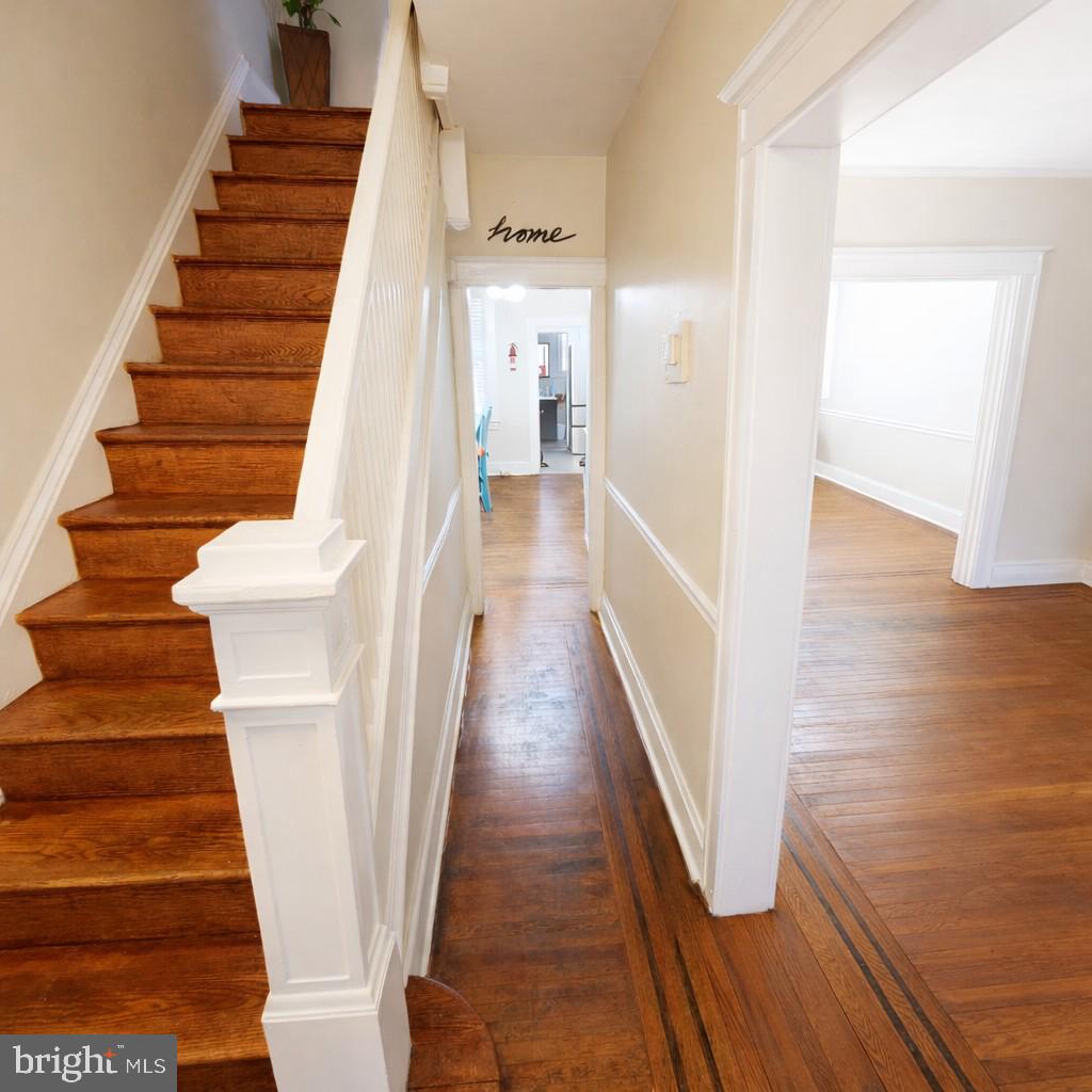 658 DUMBARTON AVENUE