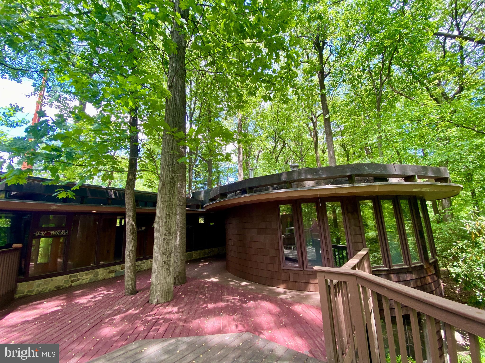 2700 LANZE LANE