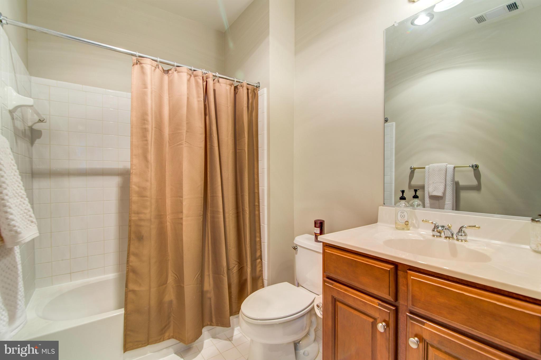 CAMERON STATION - Residential