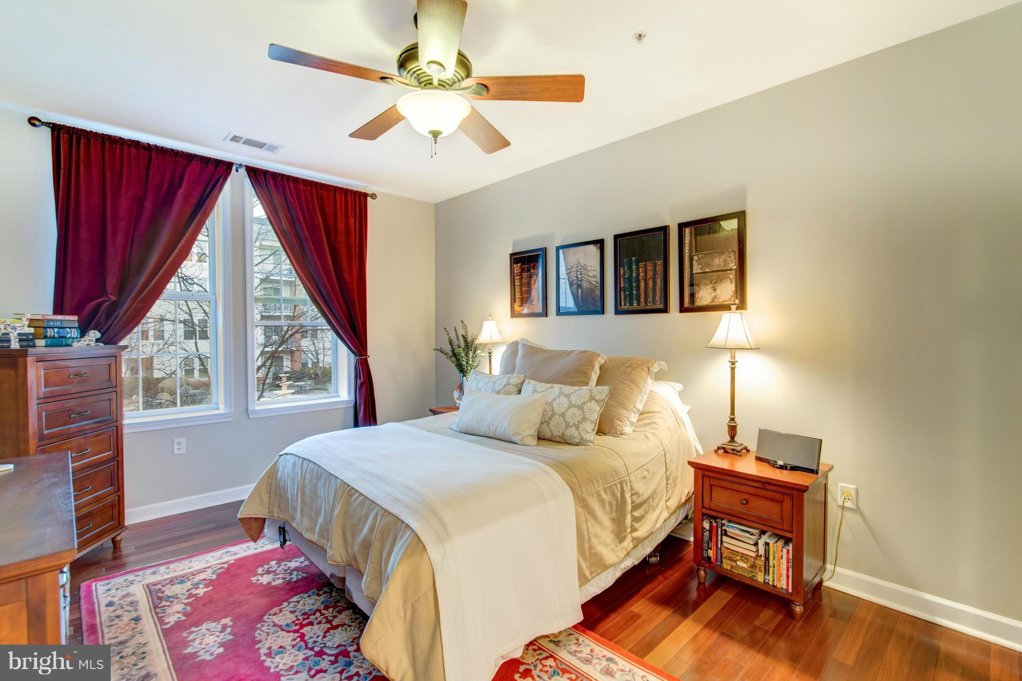 CAMERON STATION - Residential