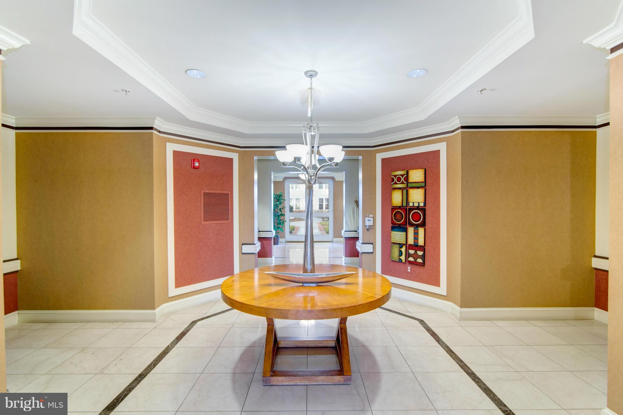 CAMERON STATION - Residential