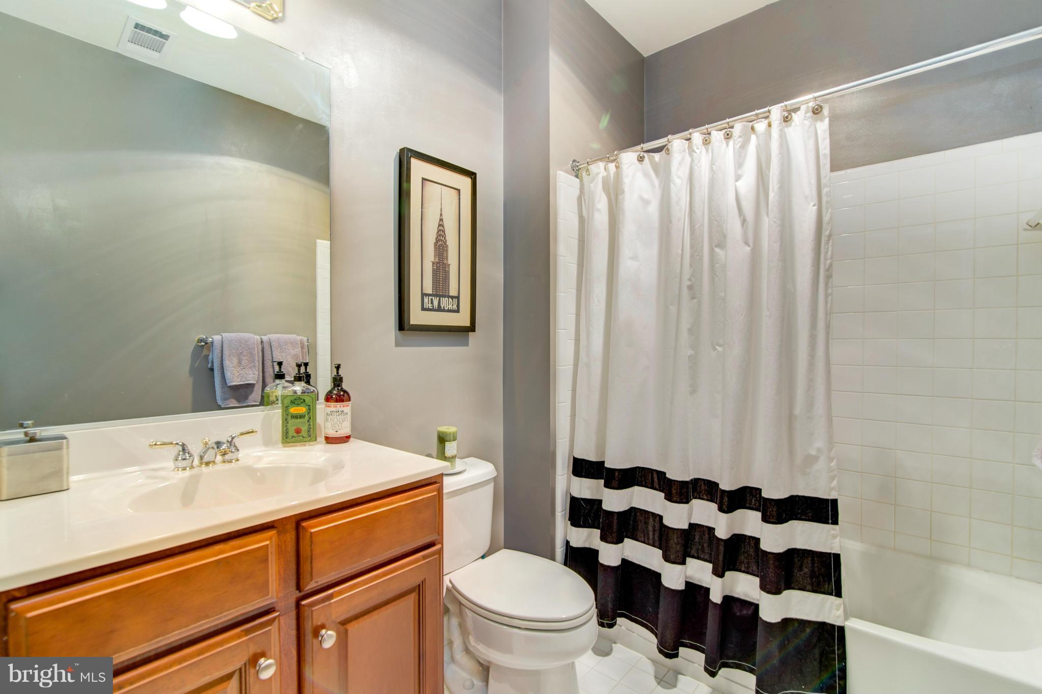 CAMERON STATION - Residential