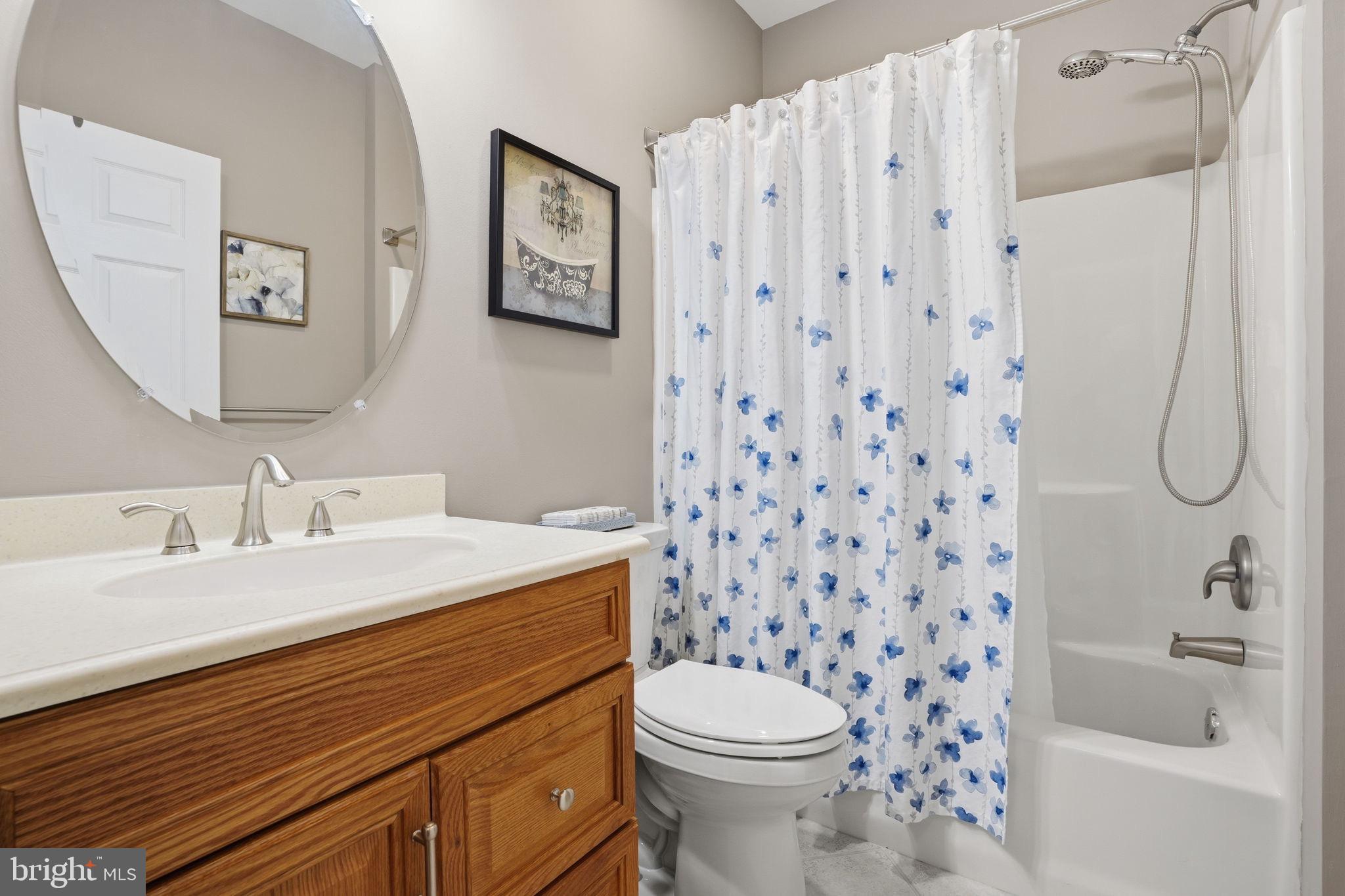 VILLAS AT SHADYBRO - Residential