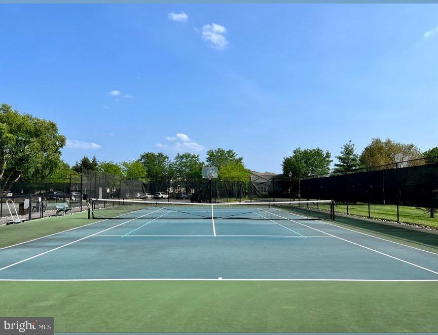 VILLAS AT SHADYBRO - Residential