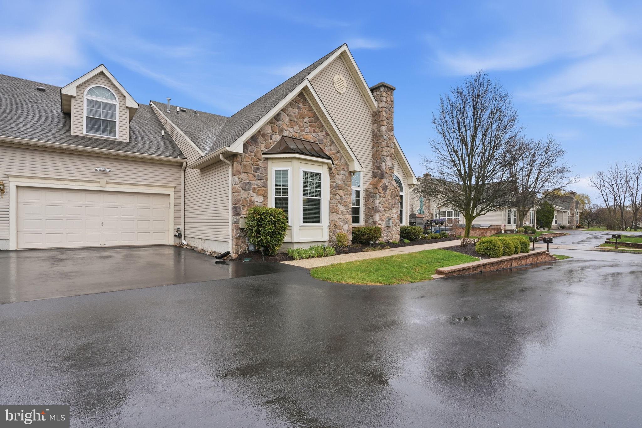 VILLAS AT SHADYBRO - Residential