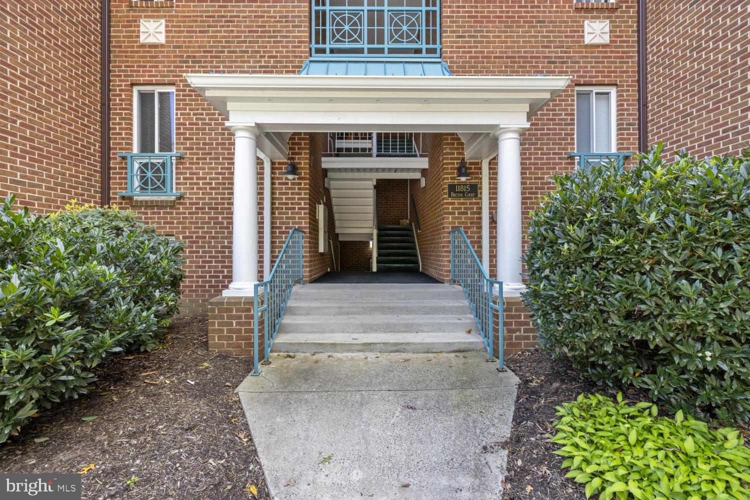 11815 BRETON COURT 12B