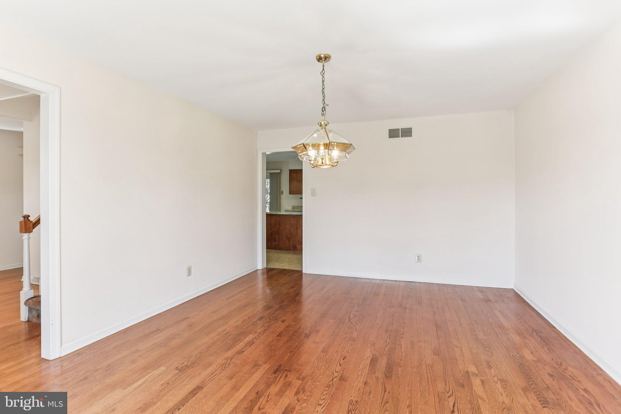 MAPLE GLEN - Residential