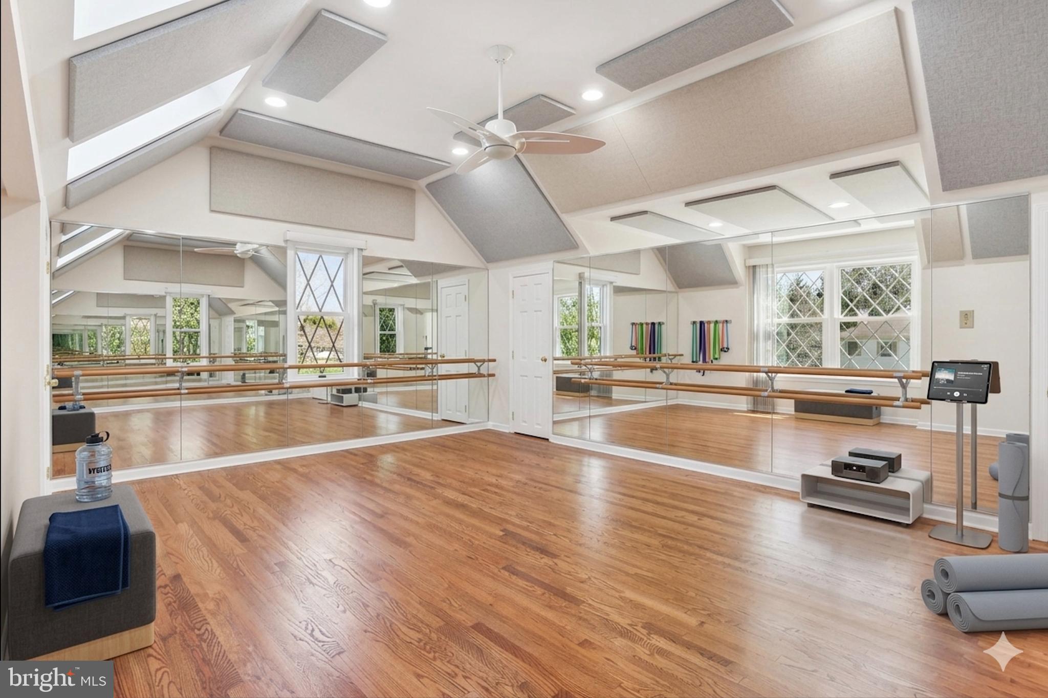 MAPLE GLEN - Residential