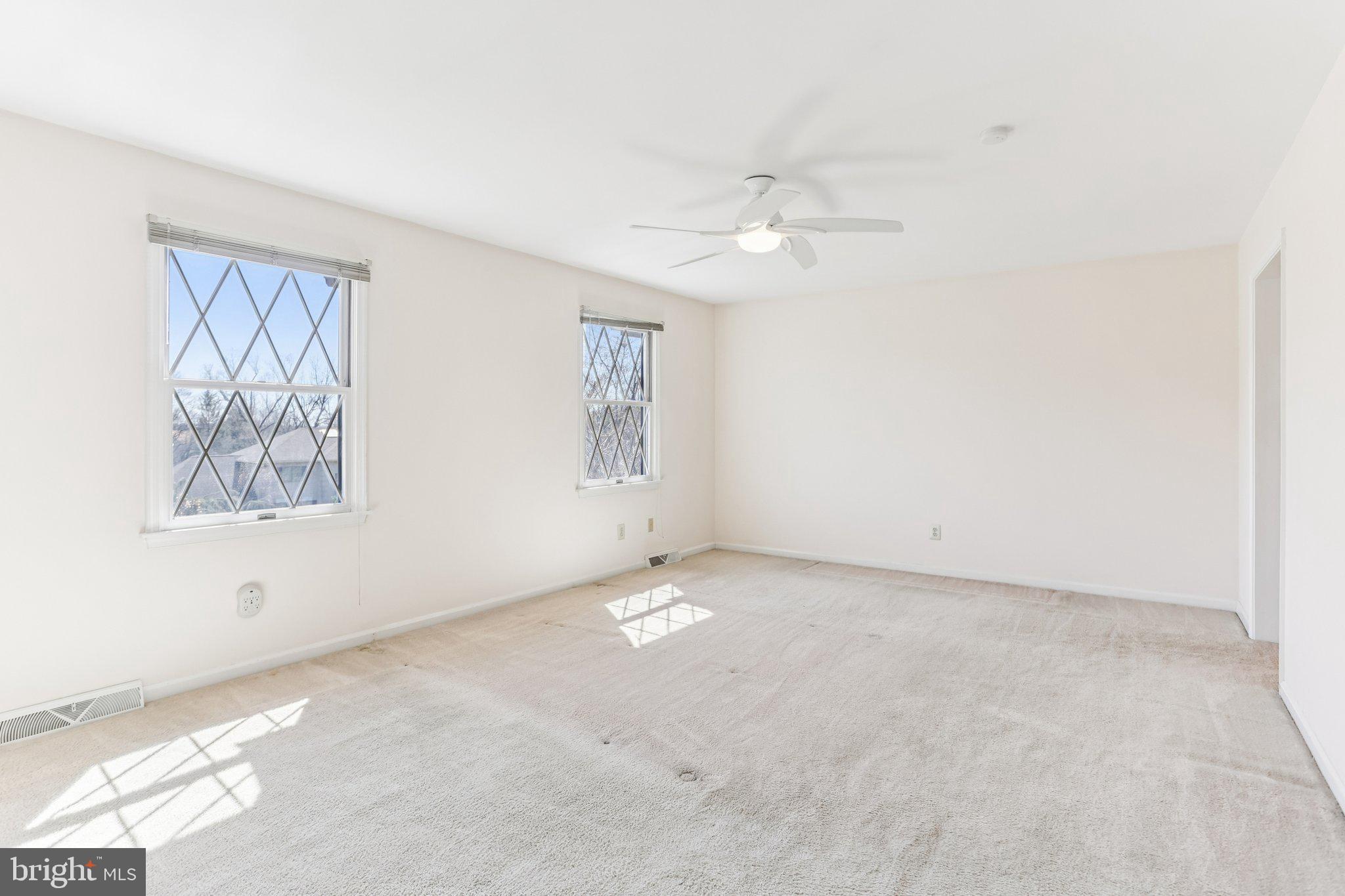 MAPLE GLEN - Residential