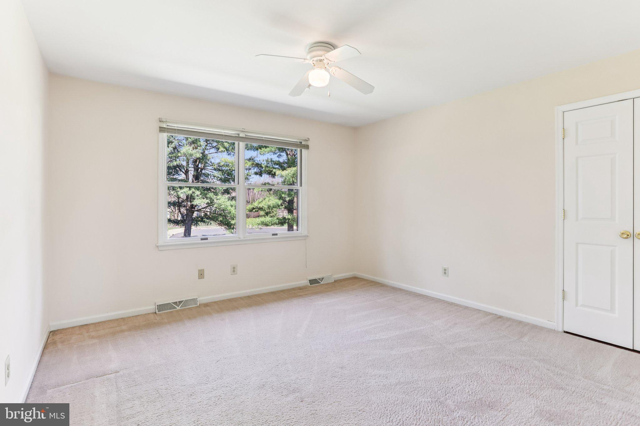 MAPLE GLEN - Residential