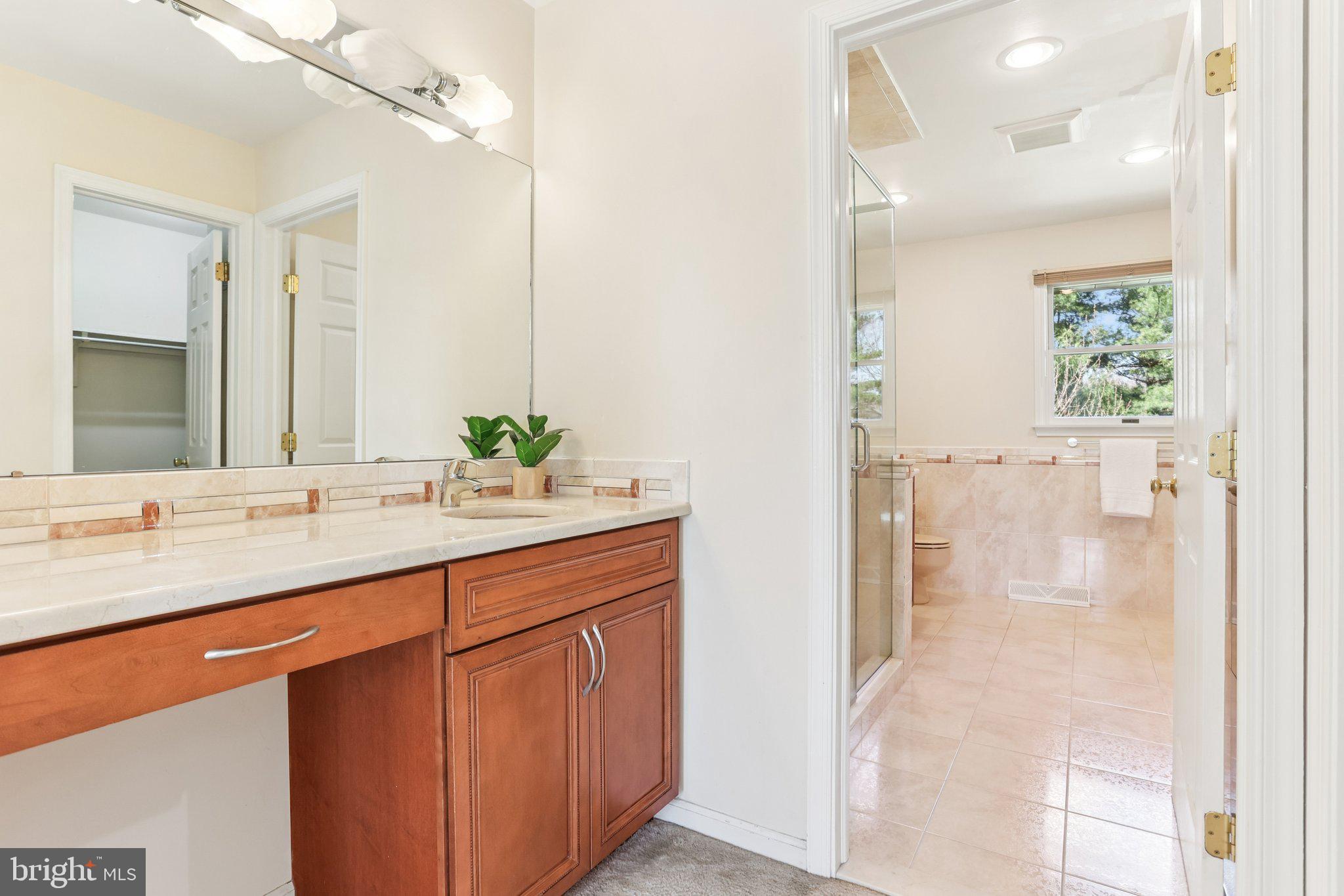 MAPLE GLEN - Residential