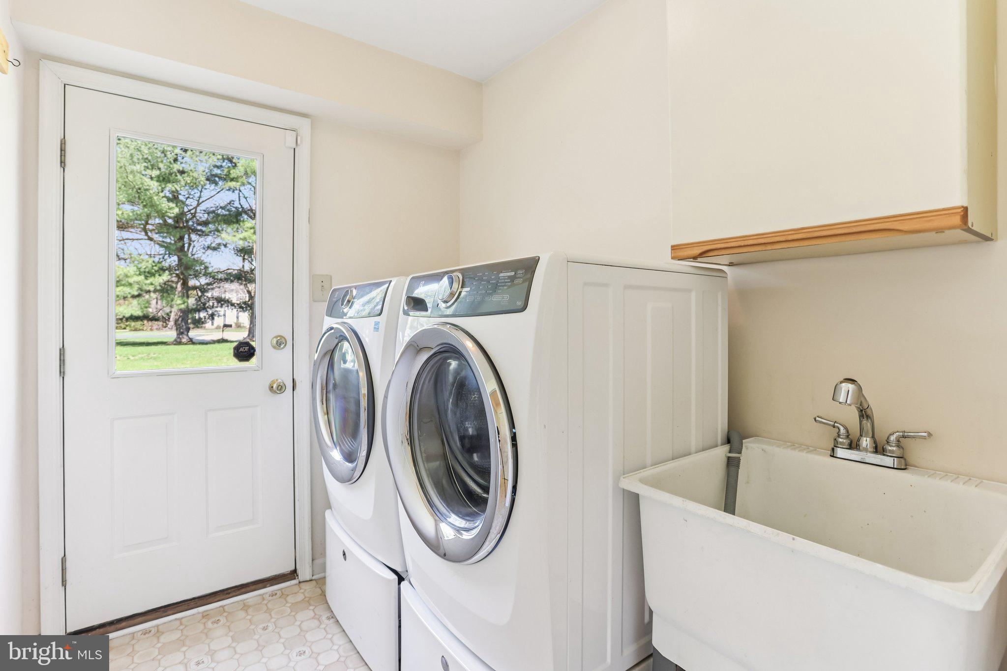 MAPLE GLEN - Residential