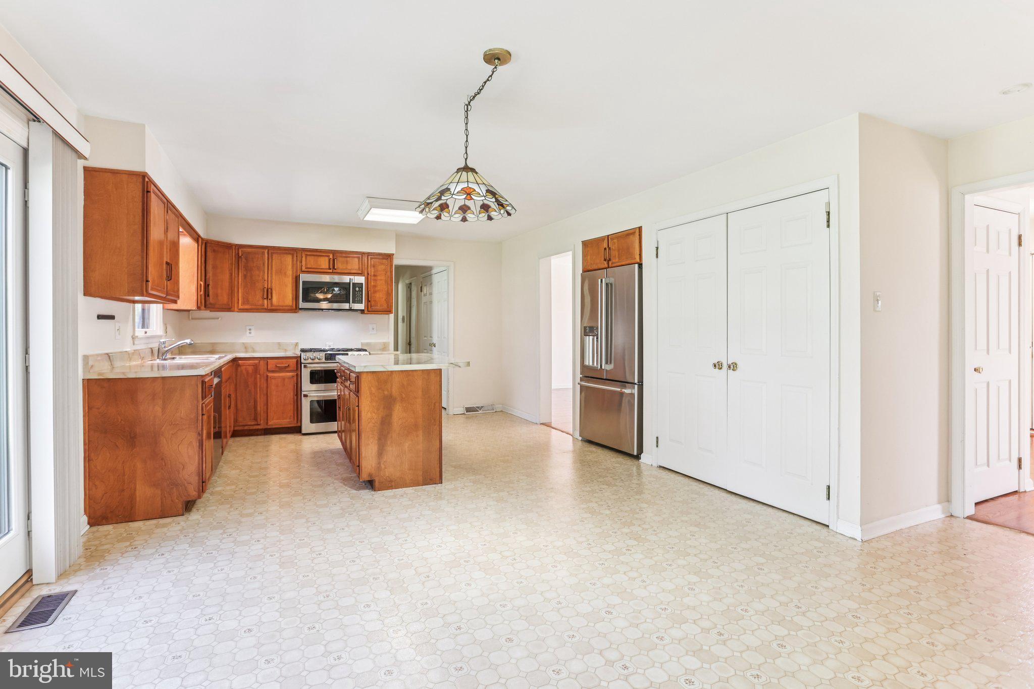 MAPLE GLEN - Residential