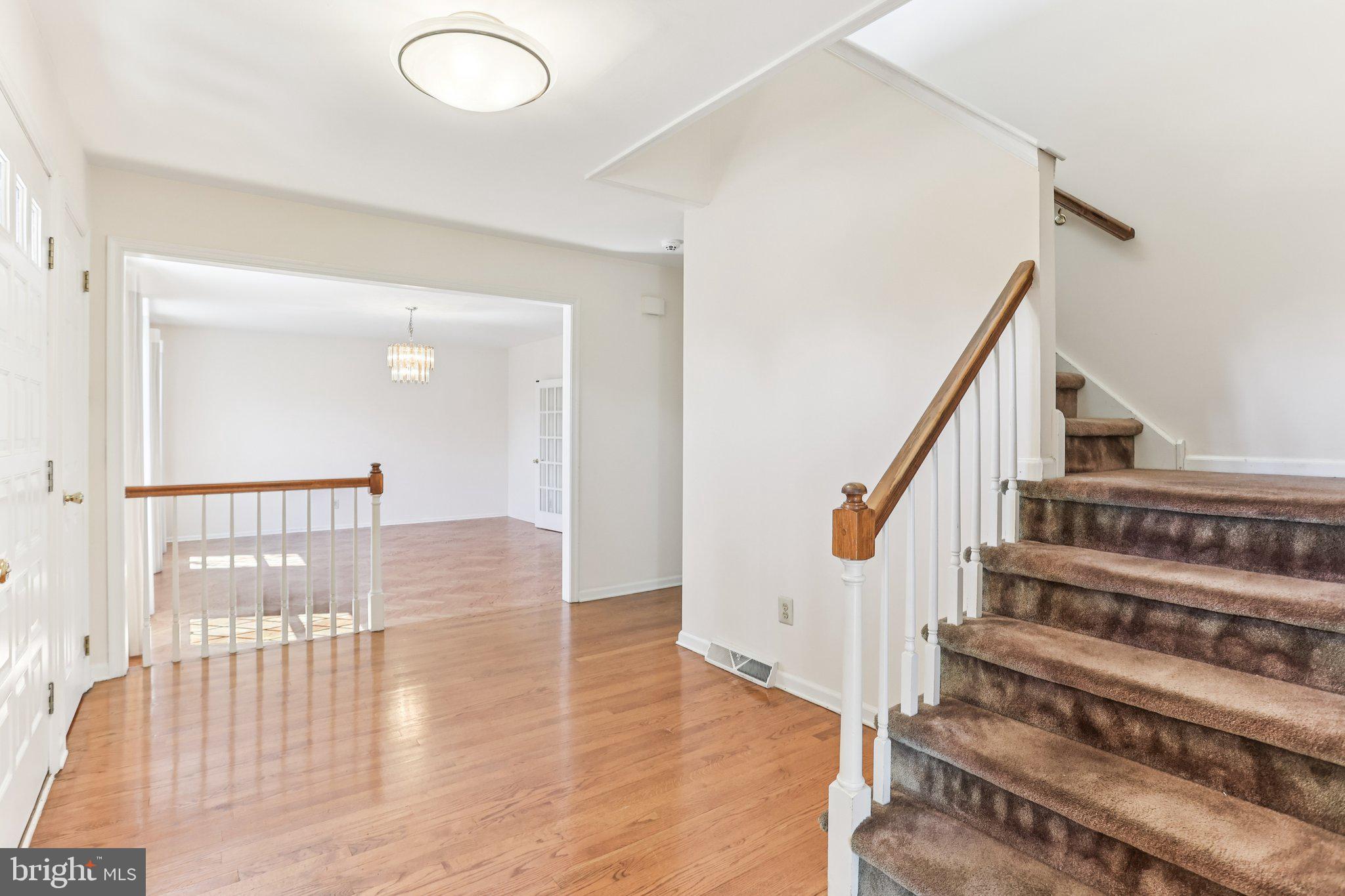 MAPLE GLEN - Residential