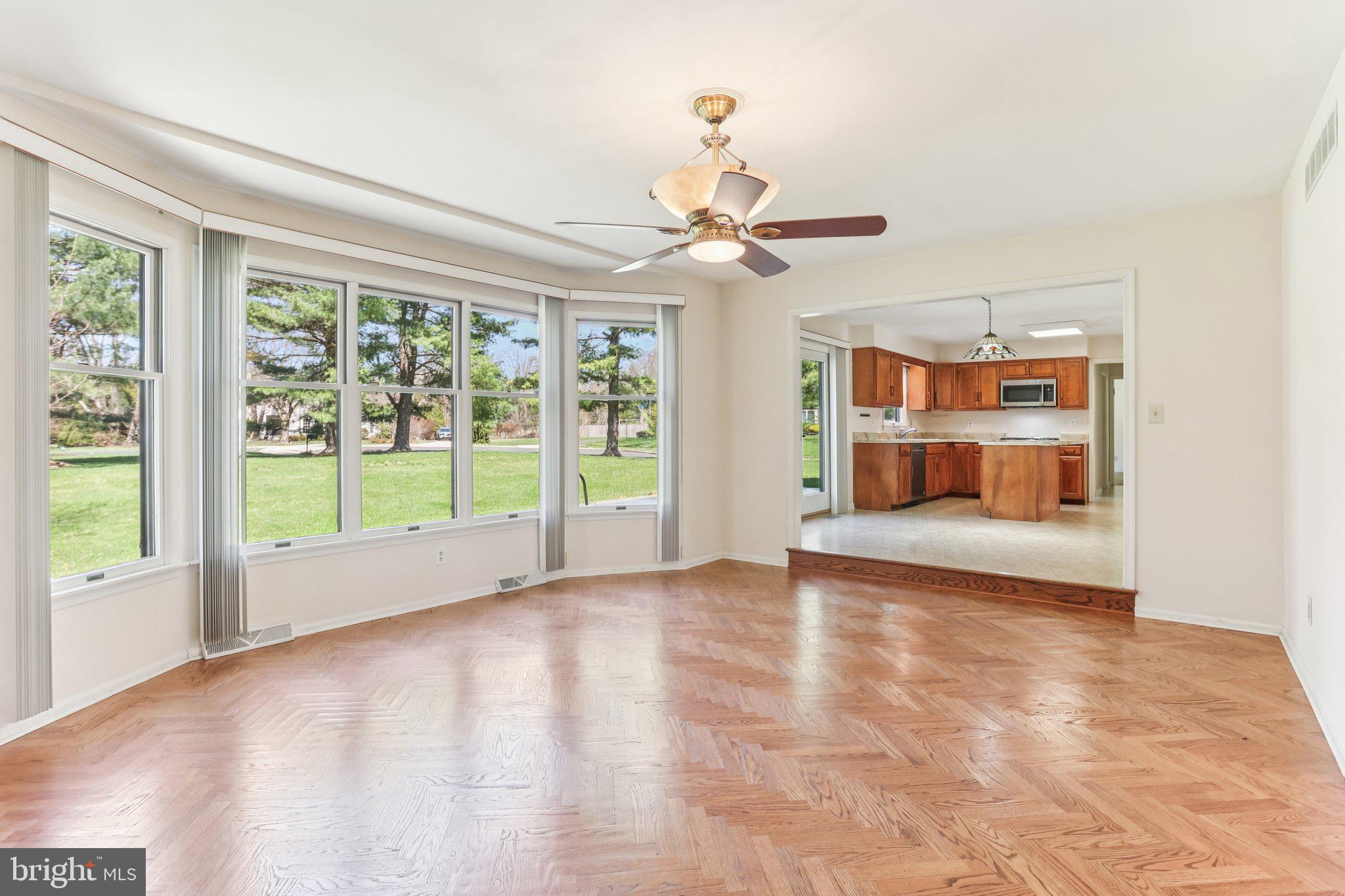 MAPLE GLEN - Residential