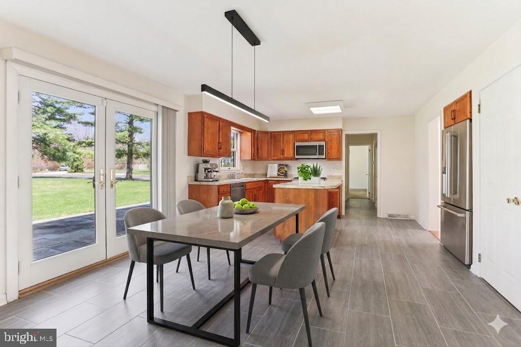 MAPLE GLEN - Residential