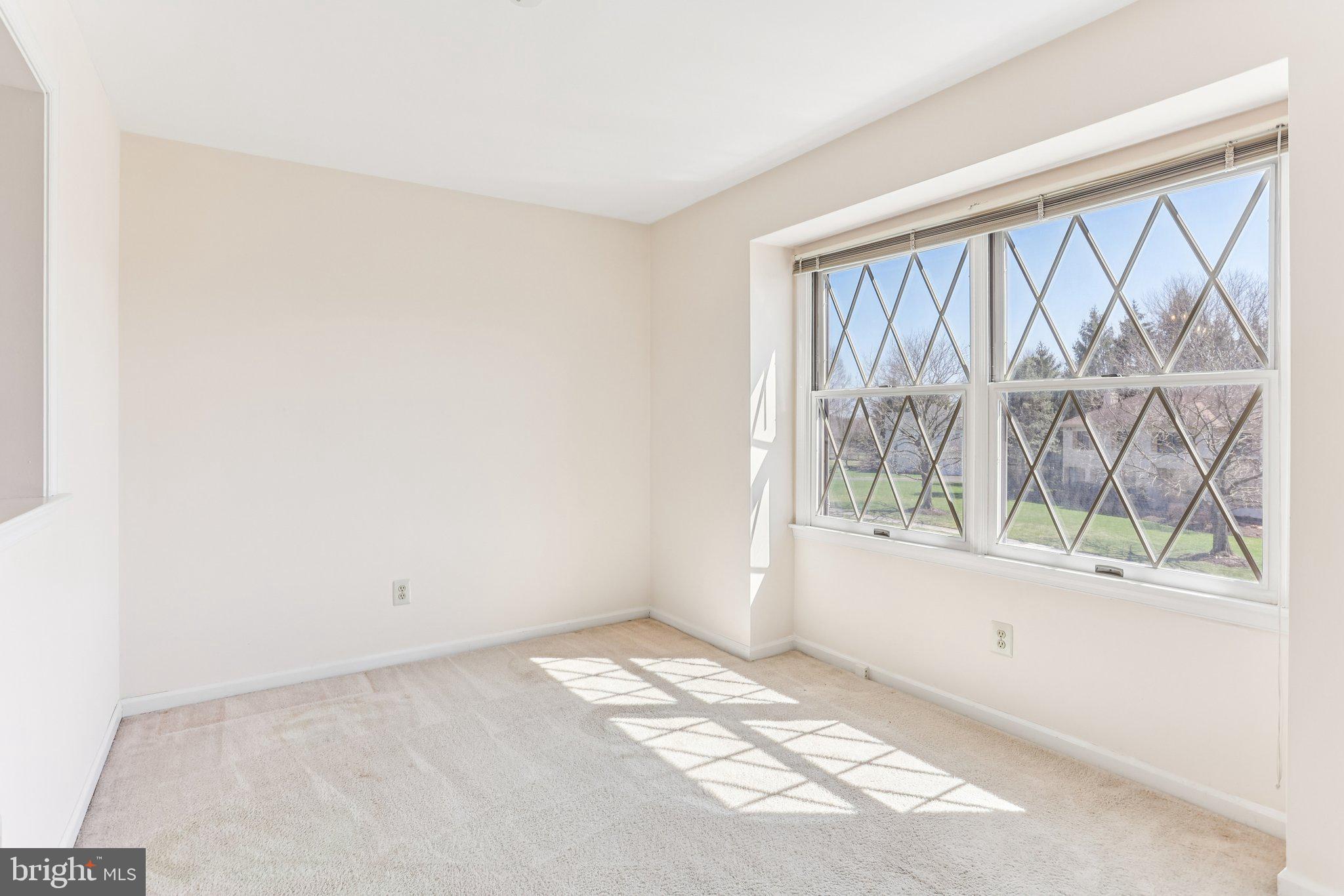 MAPLE GLEN - Residential