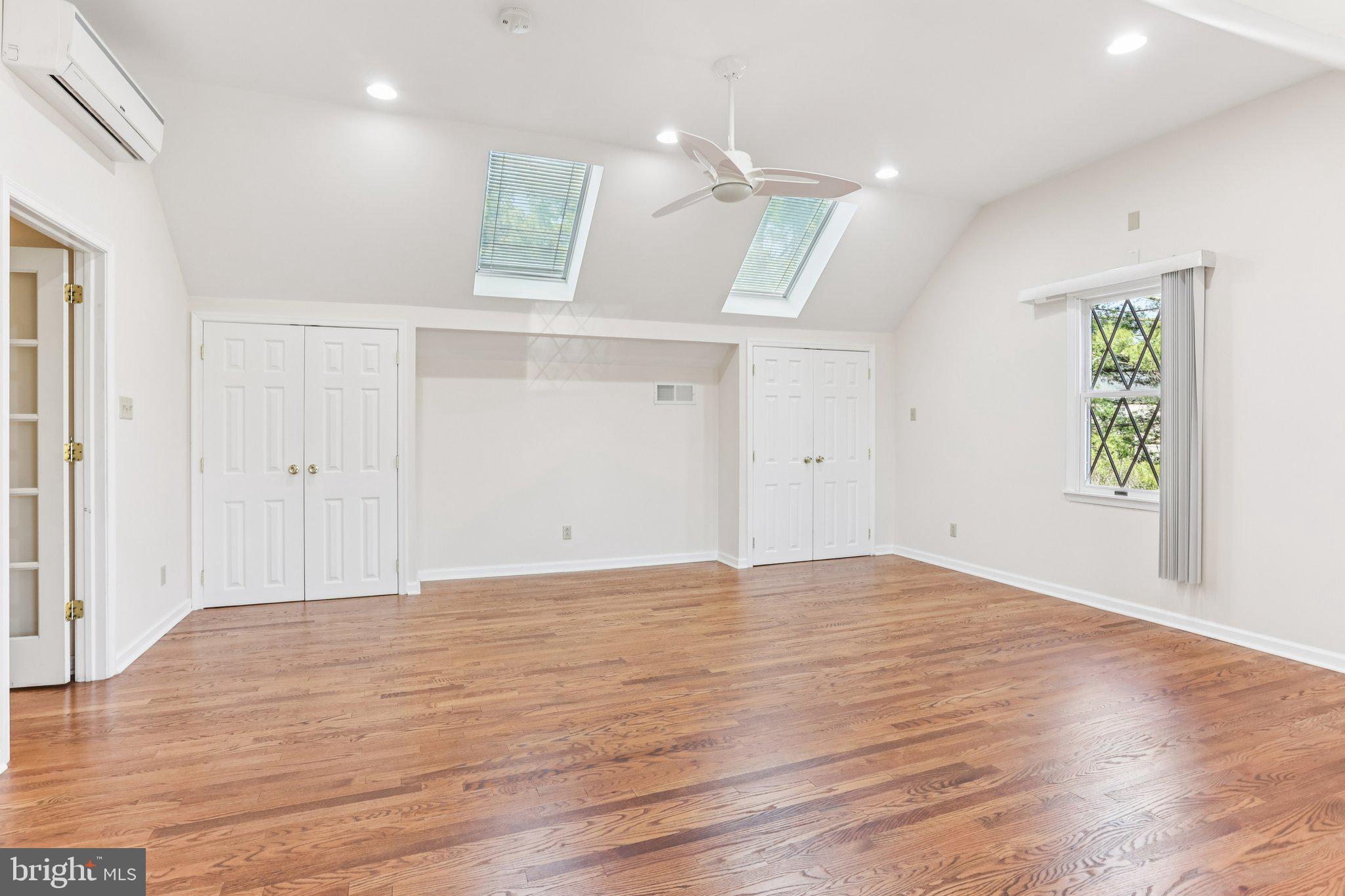 MAPLE GLEN - Residential