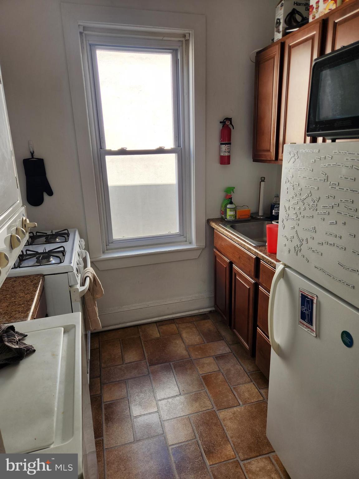 GRADUATE HOSPITAL - Residential Income