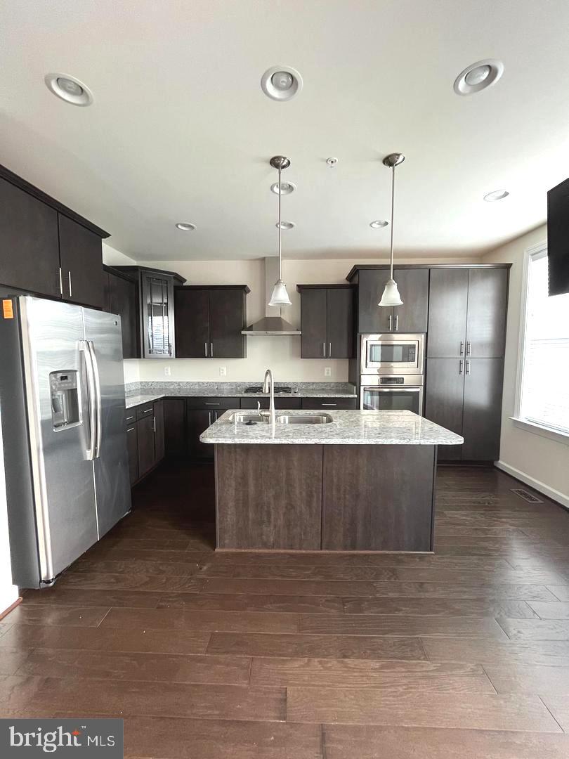 BALK HILL VILLAGE - Residential Lease