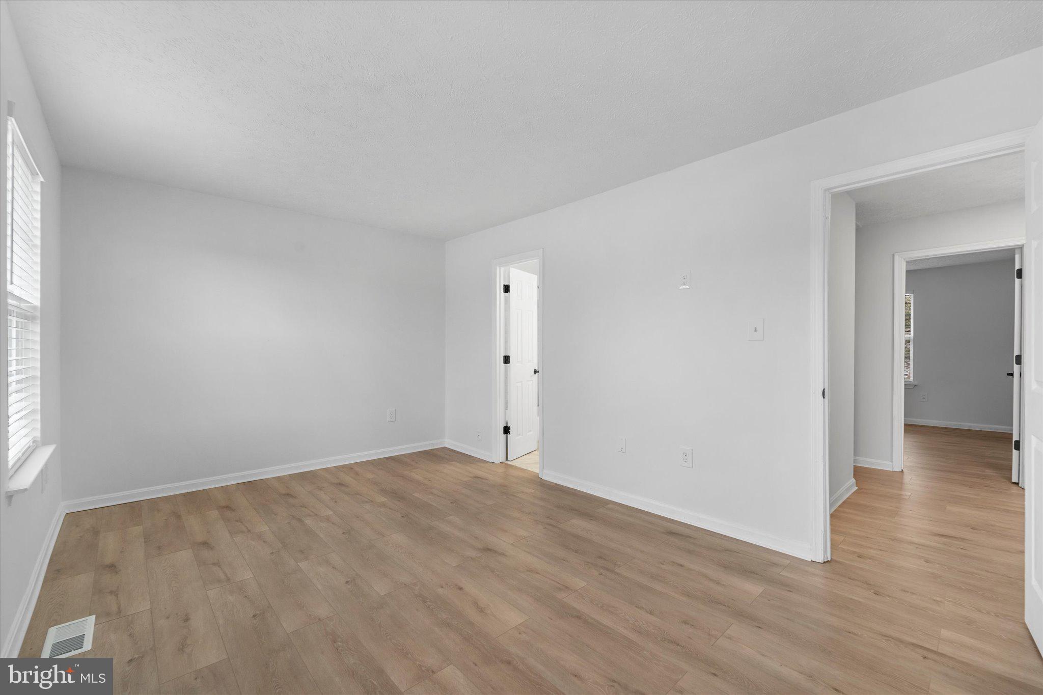 EXETER - Residential