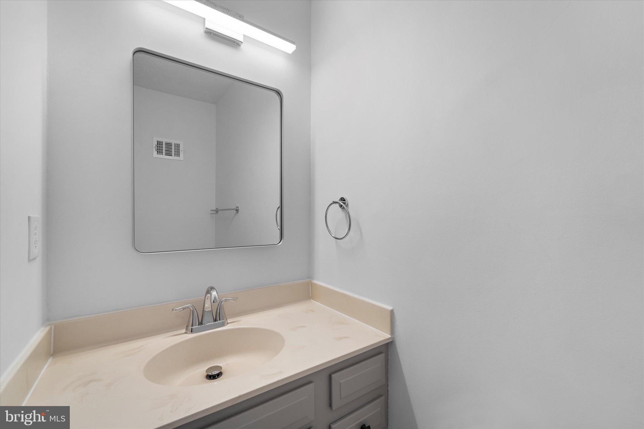 EXETER - Residential