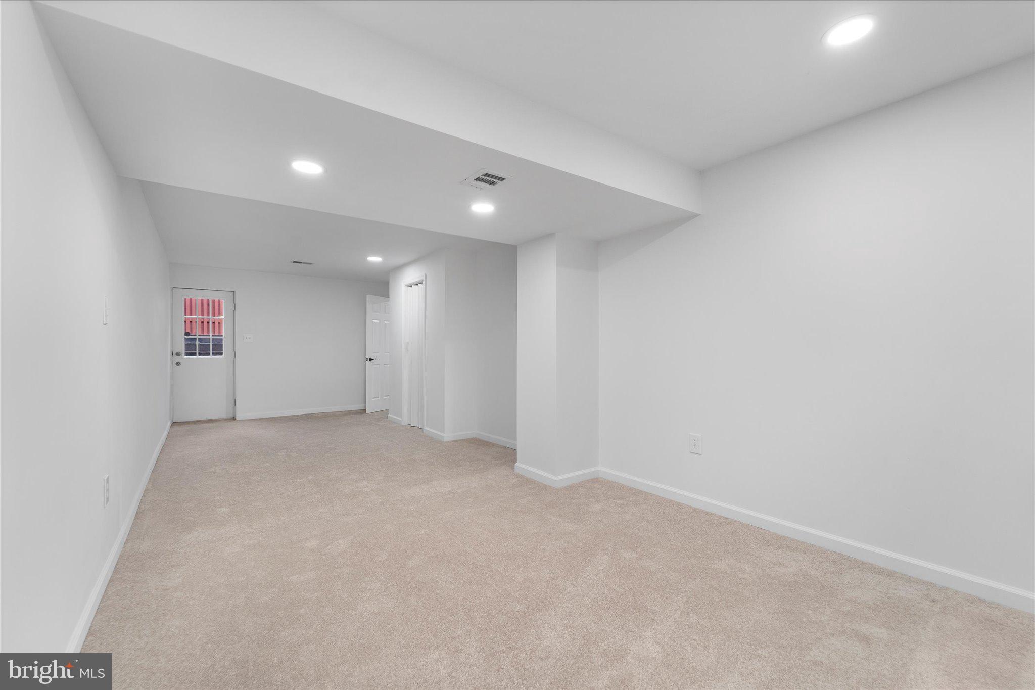 EXETER - Residential