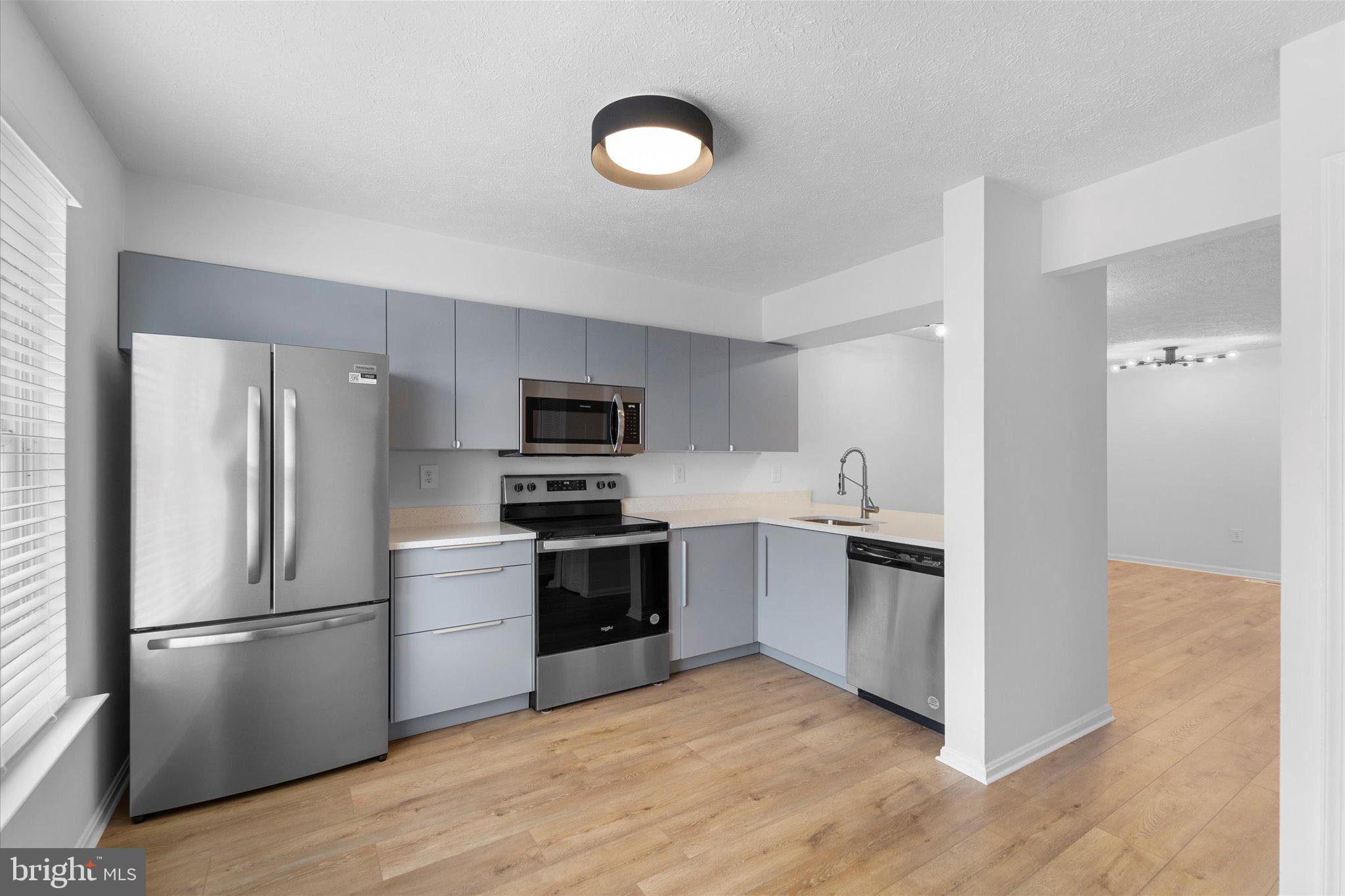 1010 CLYMER COURT NE