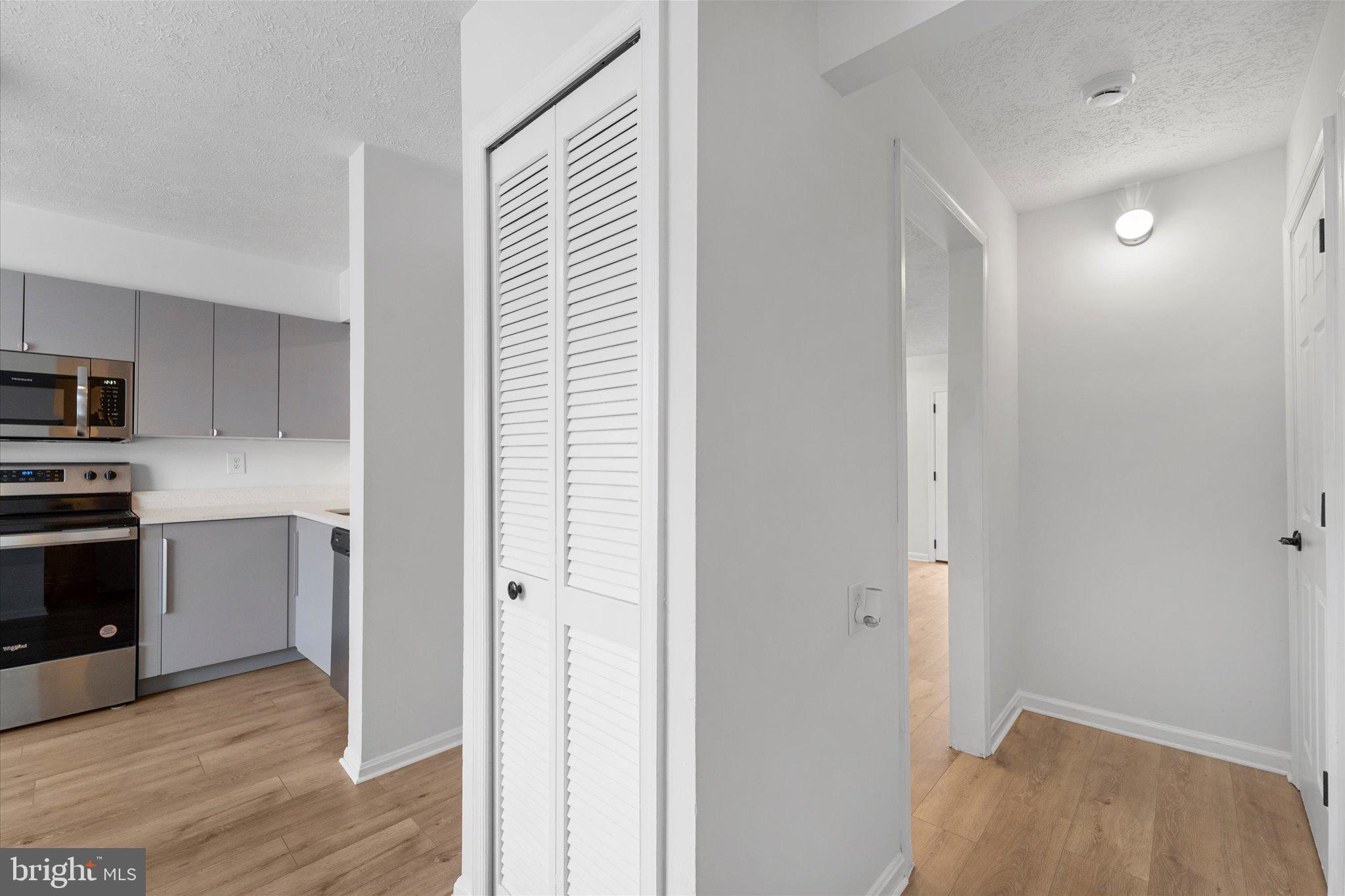 1010 CLYMER COURT NE