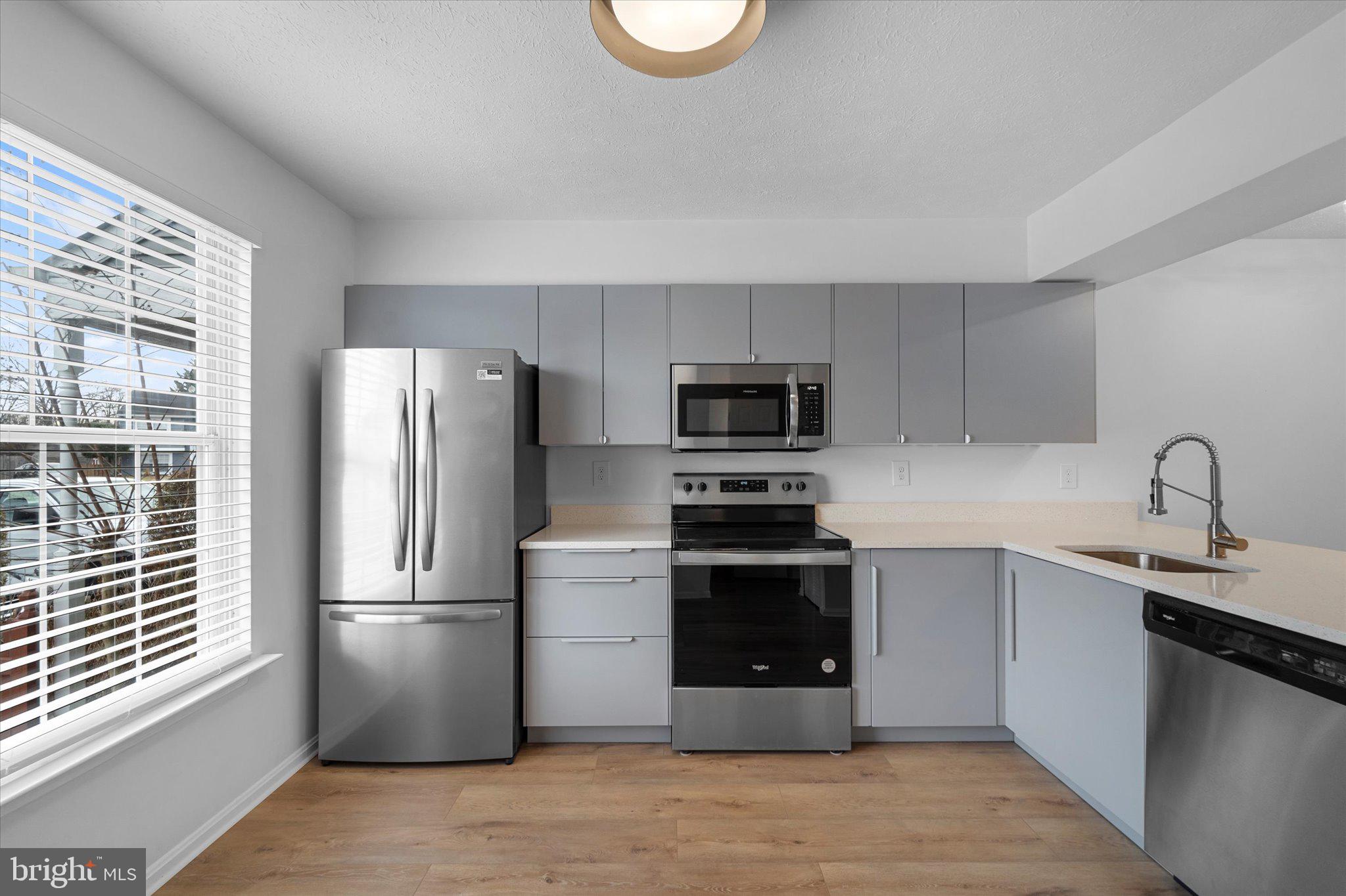 1010 CLYMER COURT NE