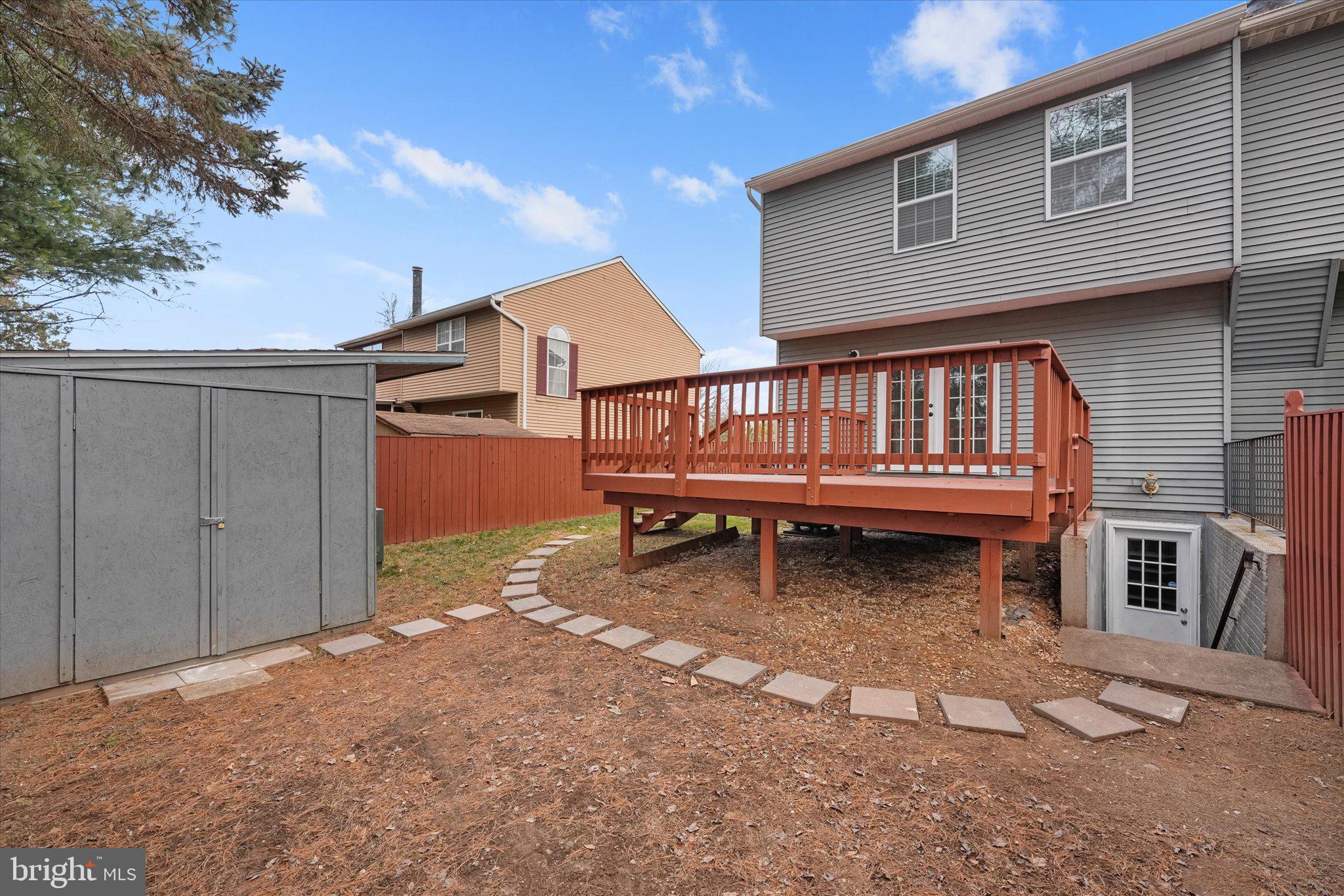 EXETER - Residential