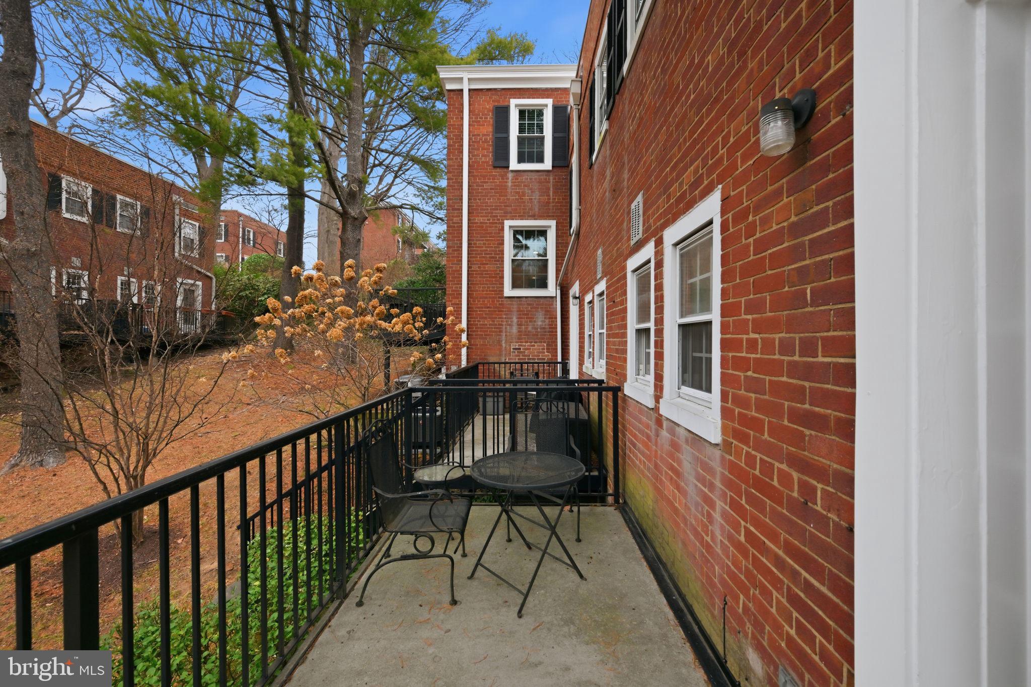 FAIRLINGTON VILLAGES - Residential
