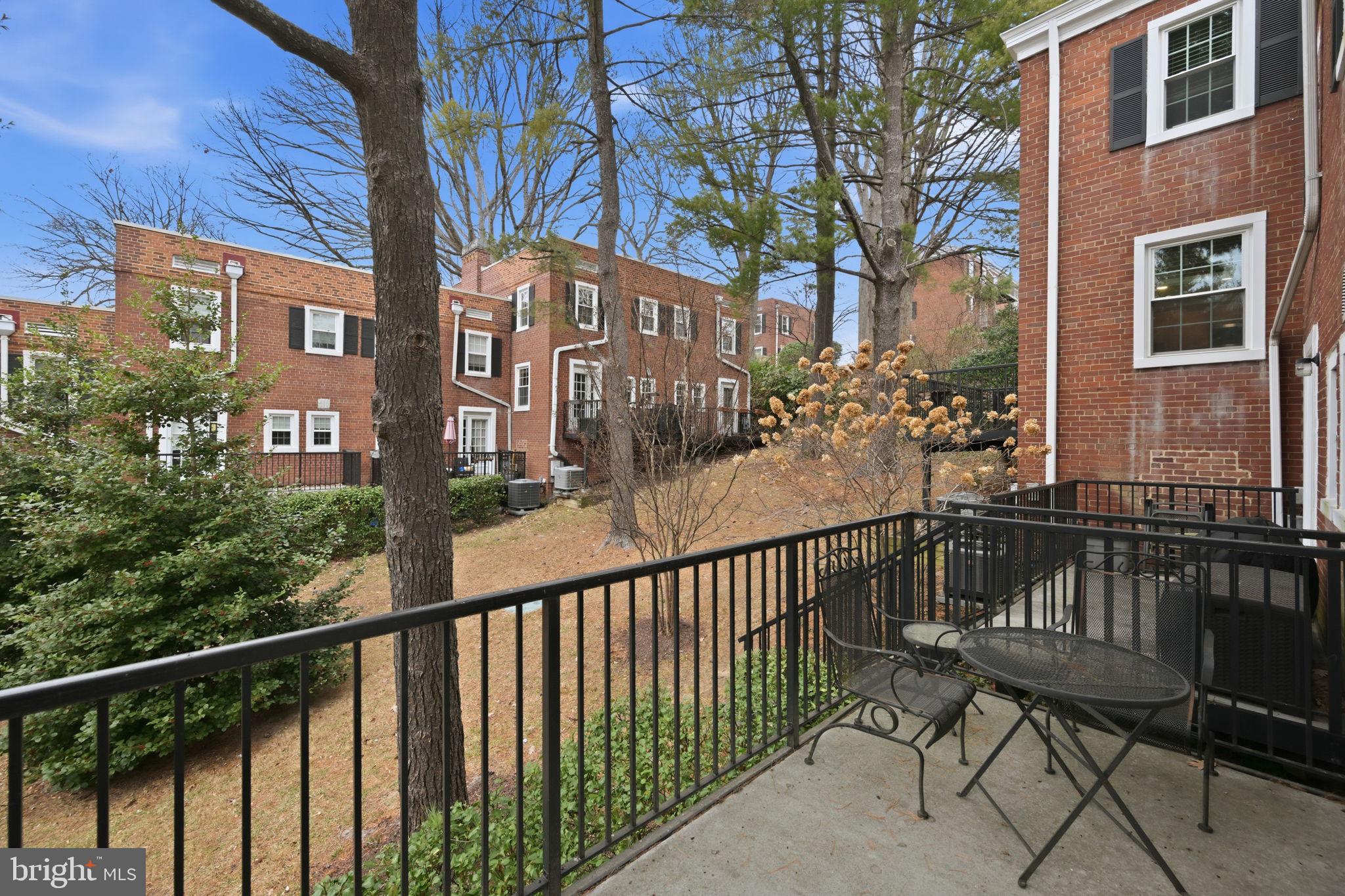 FAIRLINGTON VILLAGES - Residential