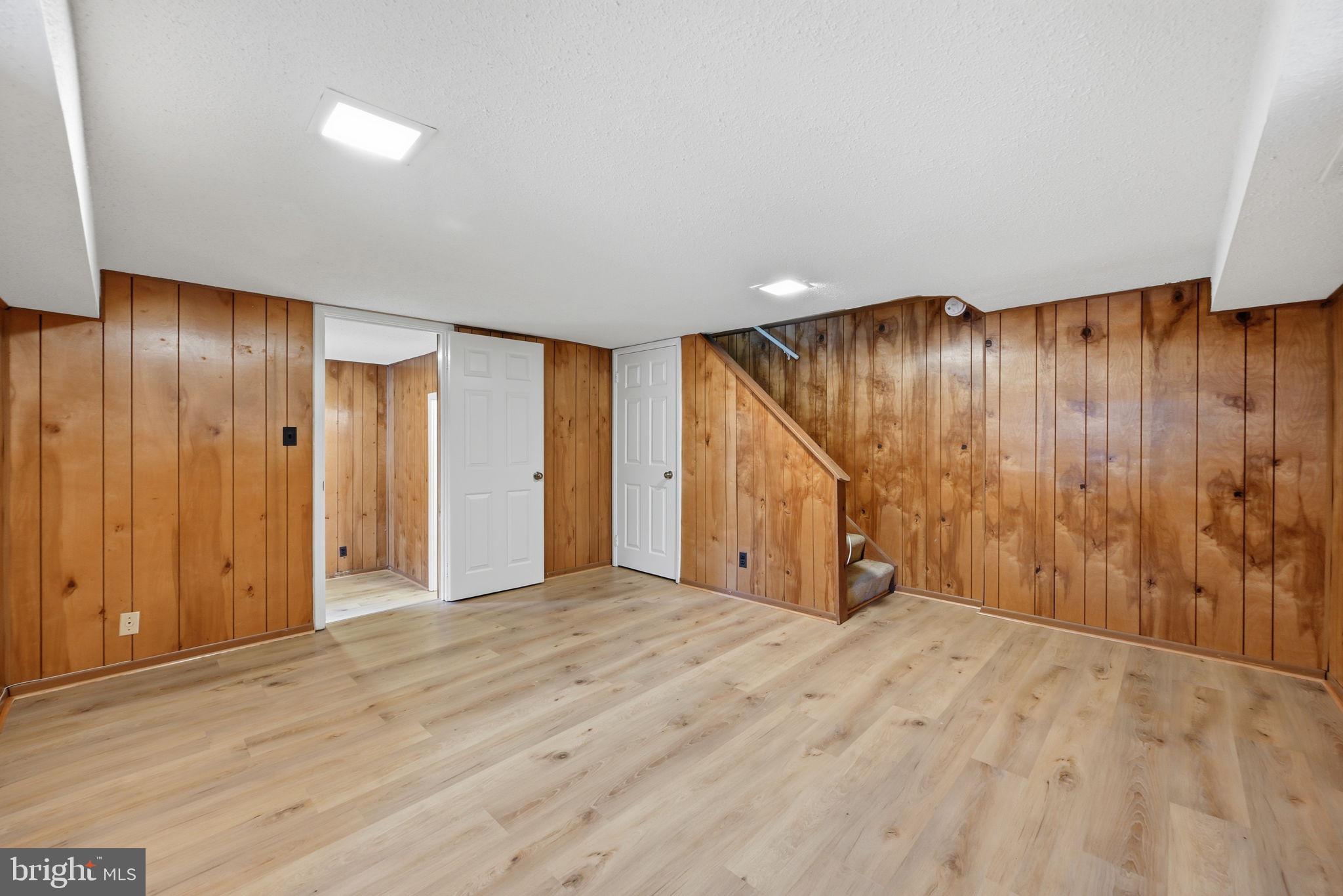 FAIRLINGTON VILLAGES - Residential