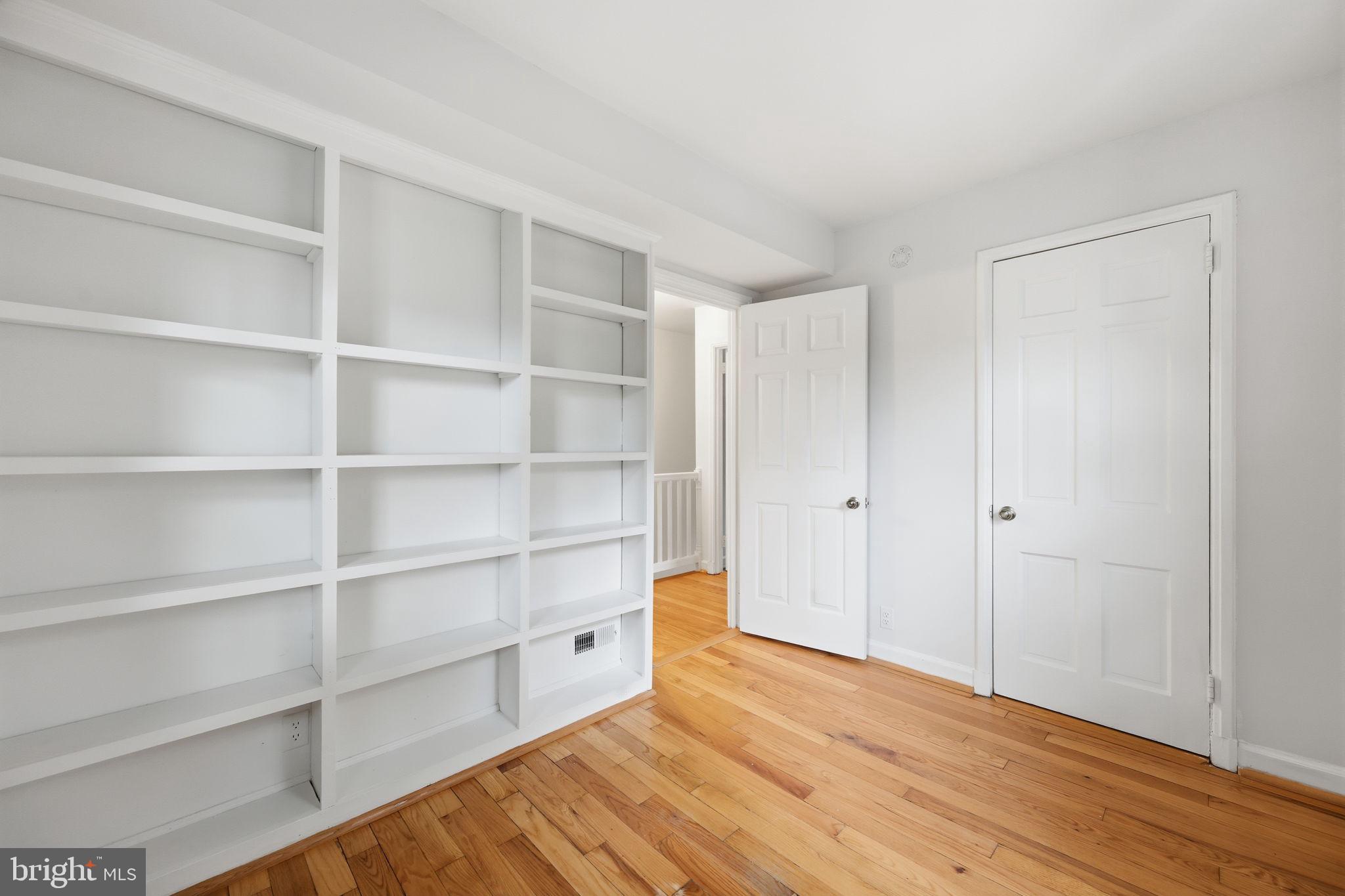 FAIRLINGTON VILLAGES - Residential