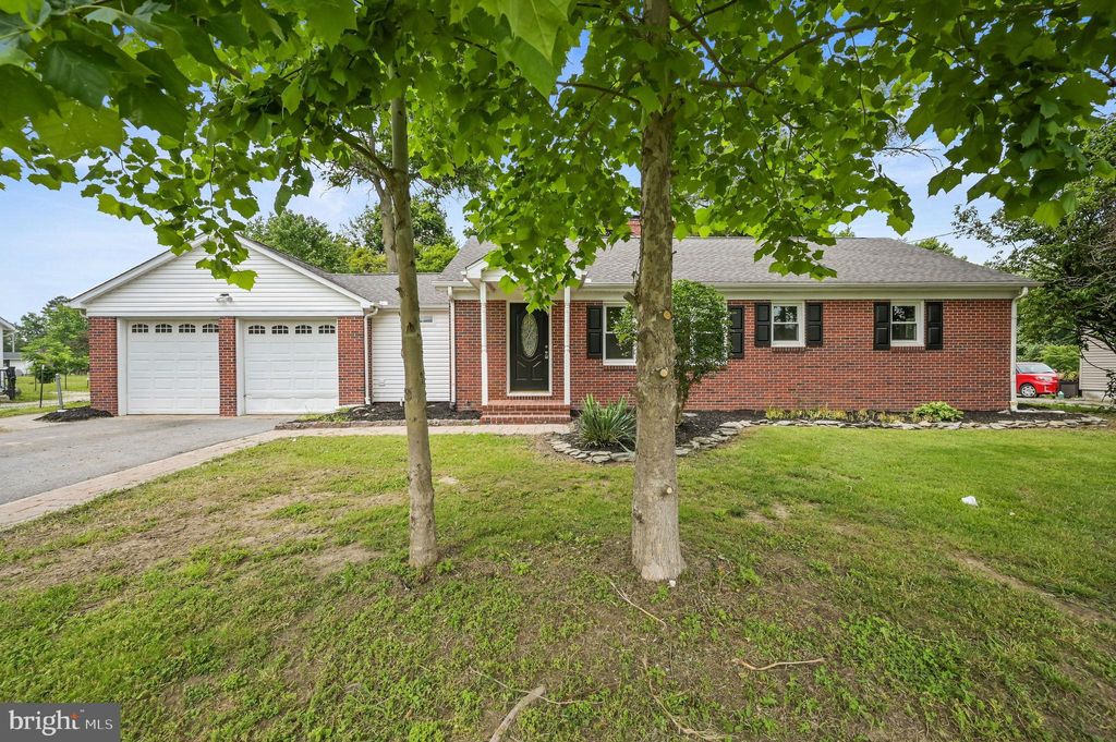 Photo of 3010 Forrest Avenue, DOVER, DE 19904 (MLS # DEKT2038382)