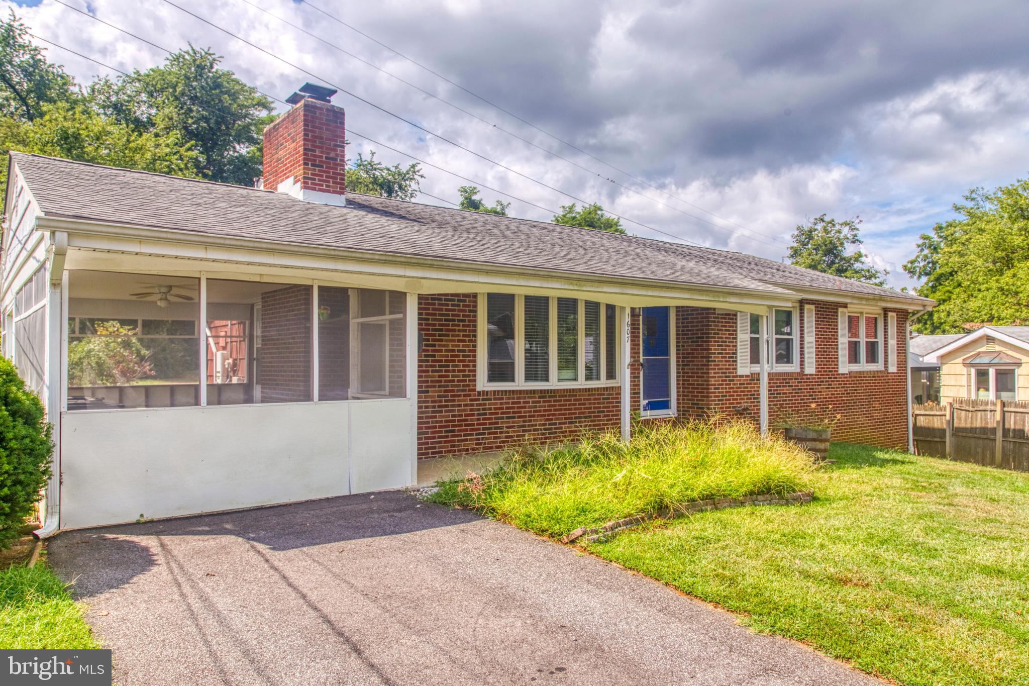 ADMIRAL HEIGHTS - Residential