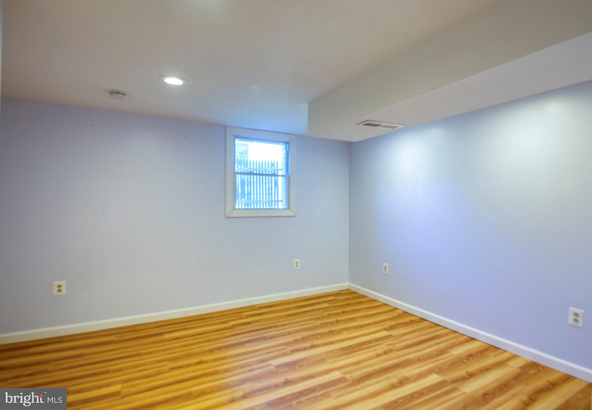 ADMIRAL HEIGHTS - Residential