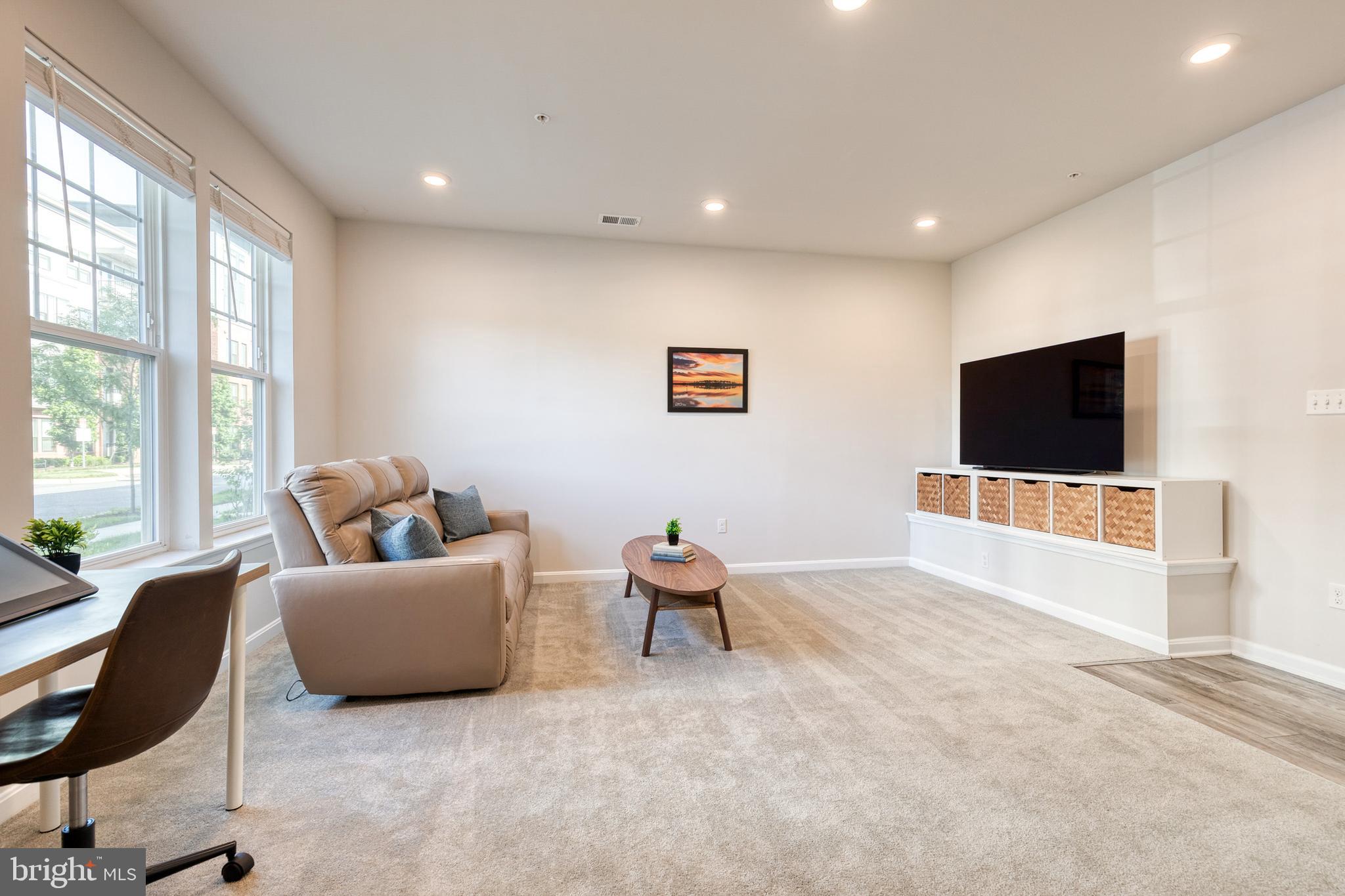 2253 PAGEFIELD WAY