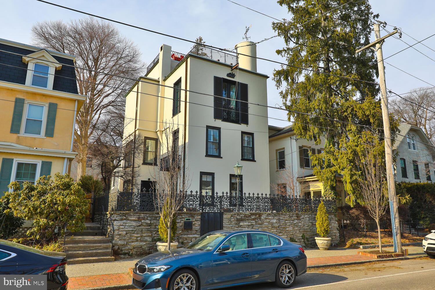 191 E EVERGREEN AVENUE