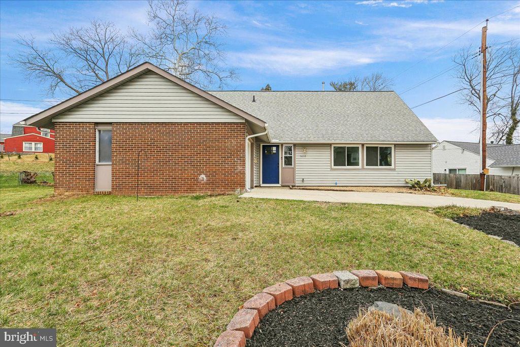 Photo of 1610 Portland Lane, BOWIE, MD 20716 (MLS # MDPG2196068)