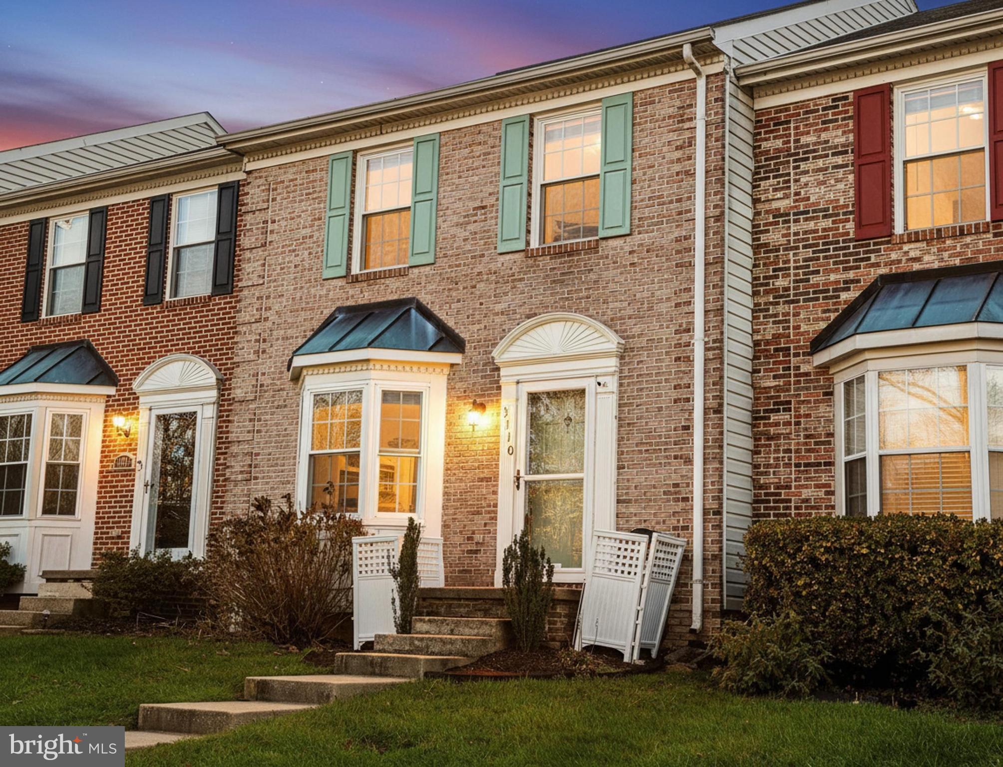 CONSTANT FRIENDSHIP - Residential