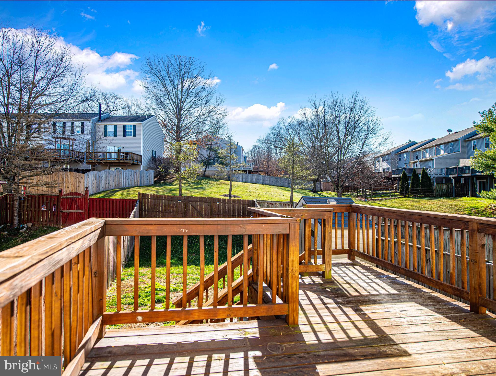 CONSTANT FRIENDSHIP - Residential