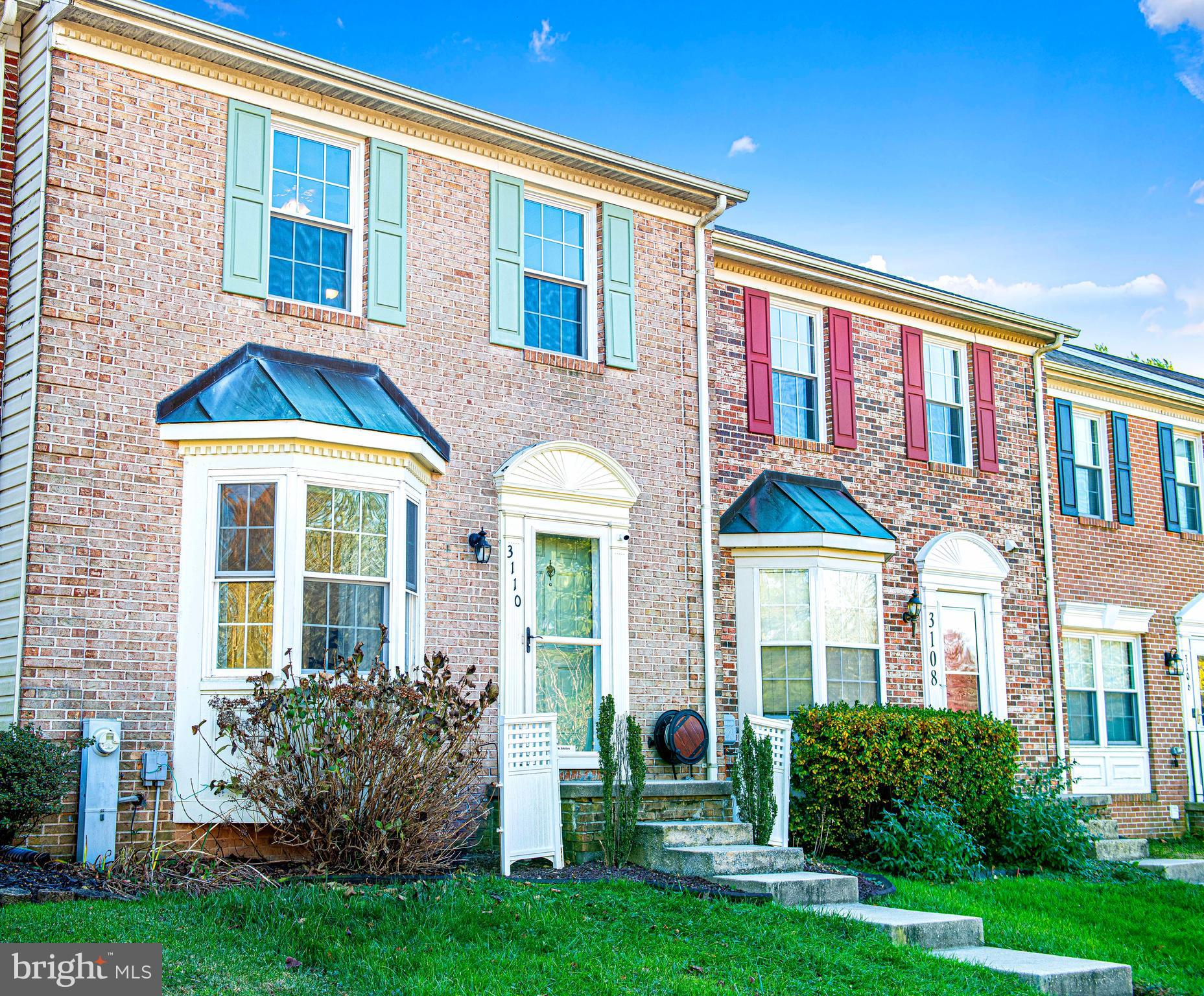 CONSTANT FRIENDSHIP - Residential