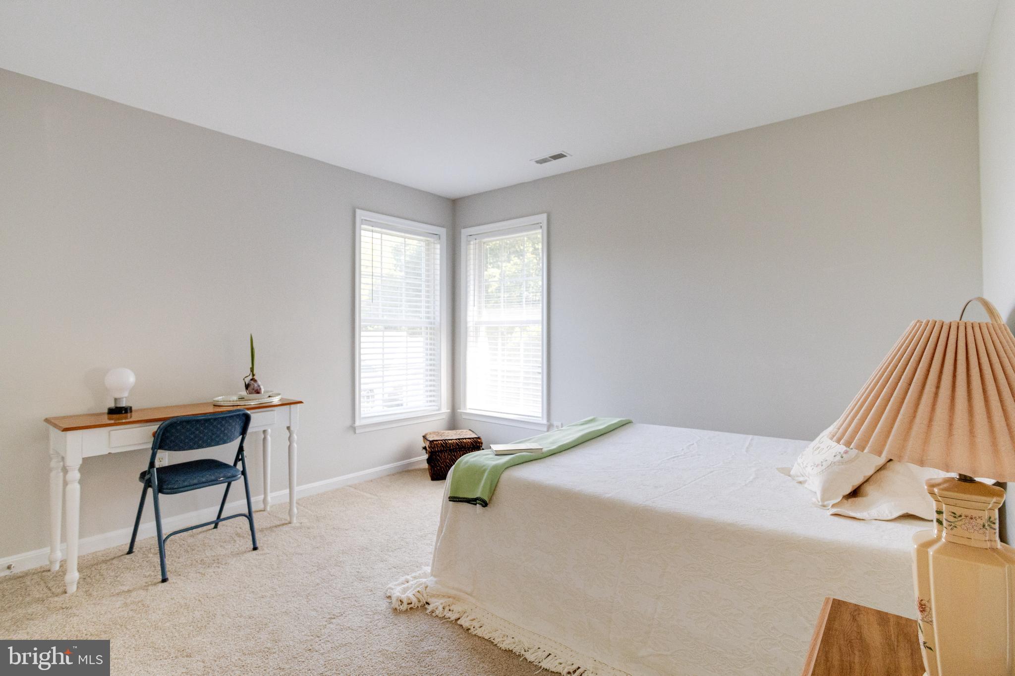 WINTER OAKS - Residential