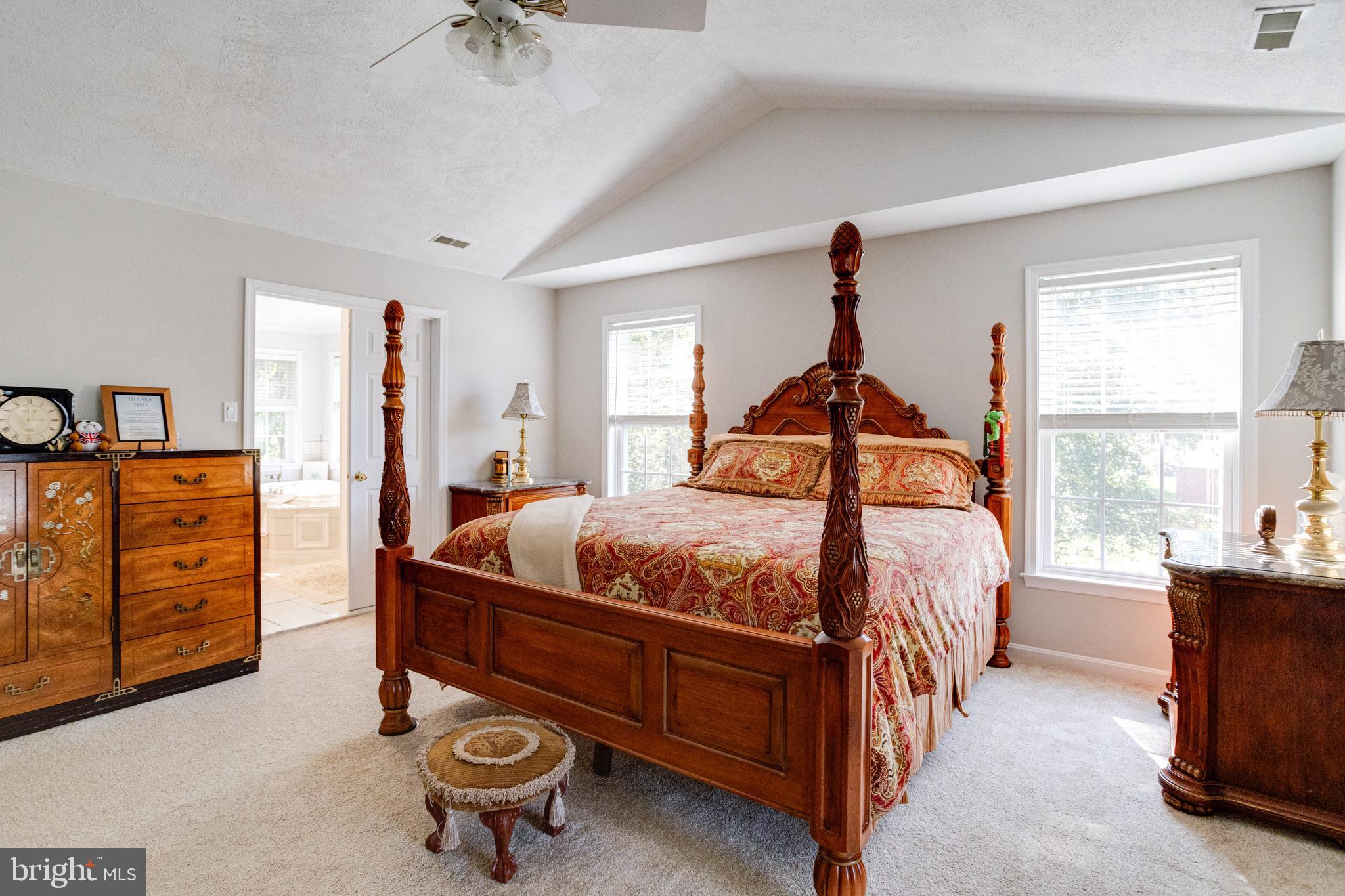 WINTER OAKS - Residential