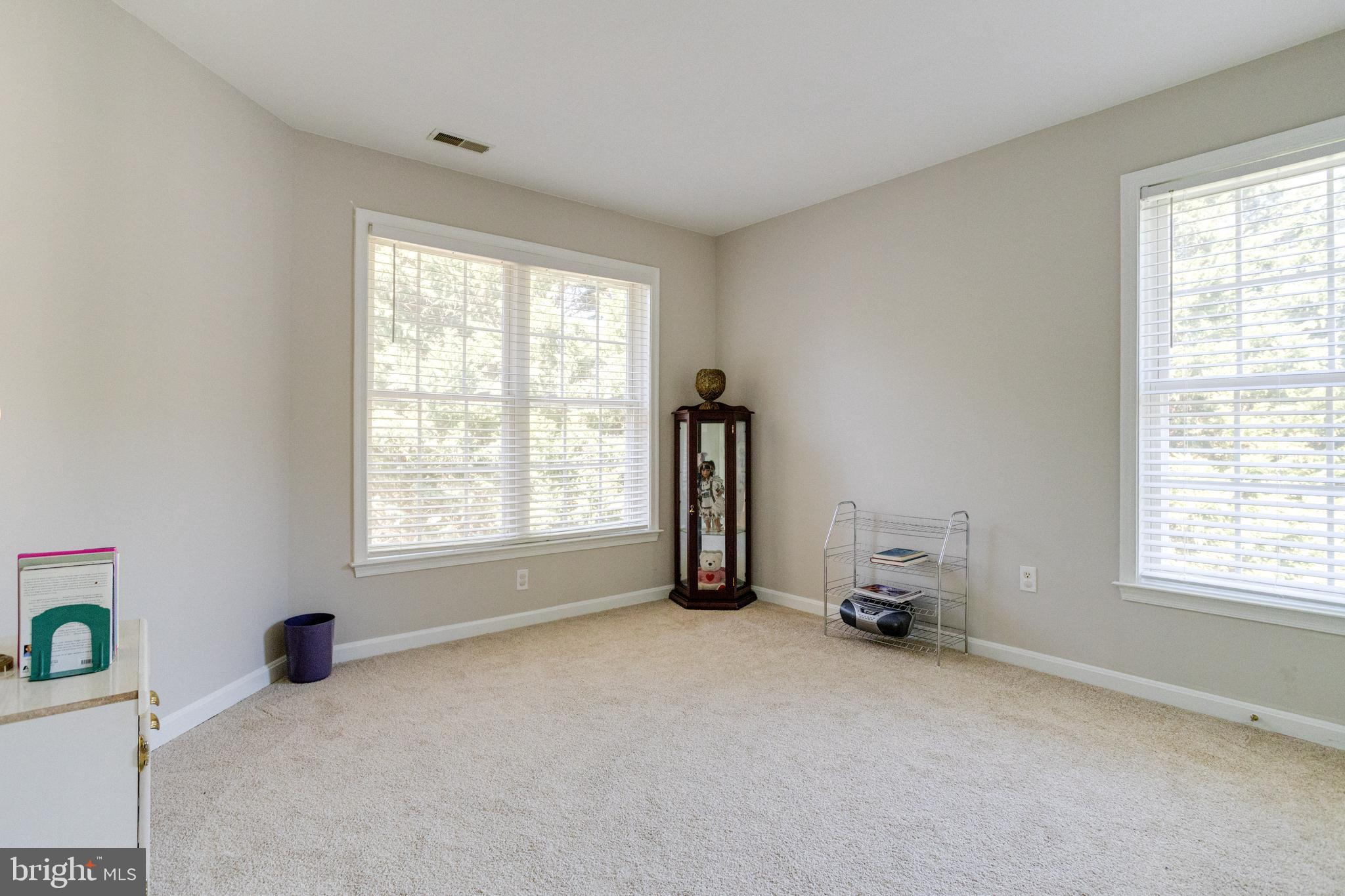 WINTER OAKS - Residential